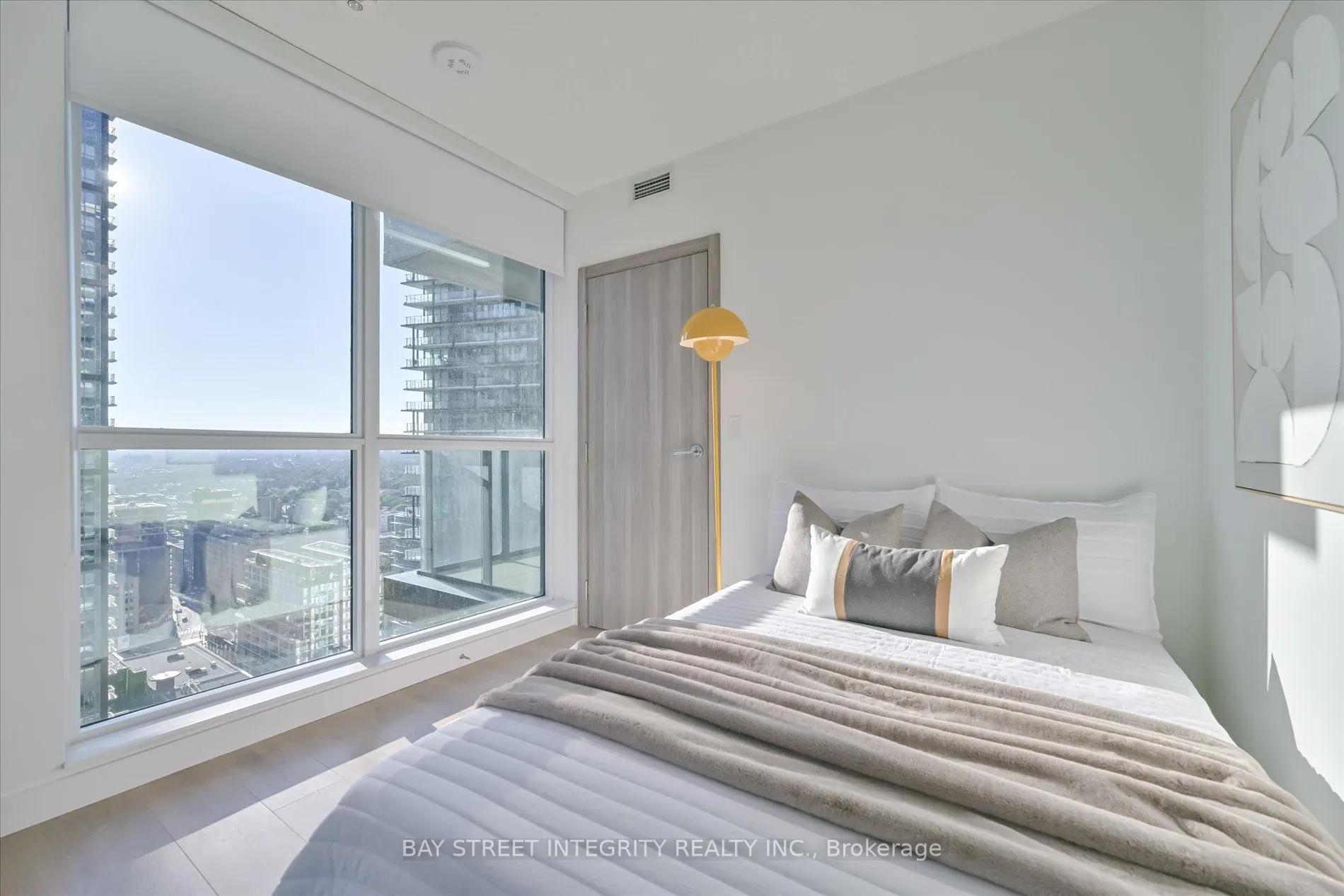38 Widmer Street, #3507