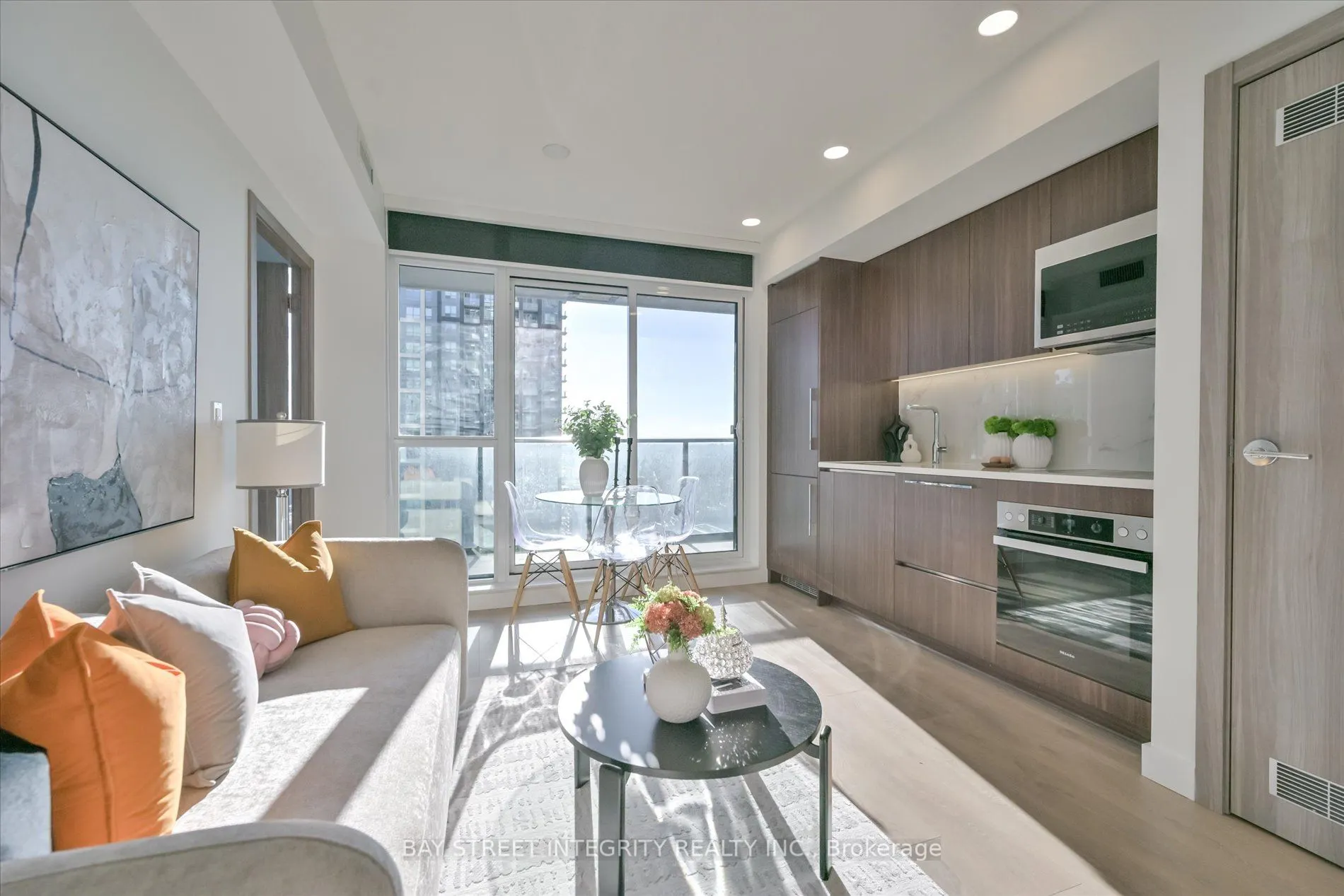 38 Widmer Street, #3507