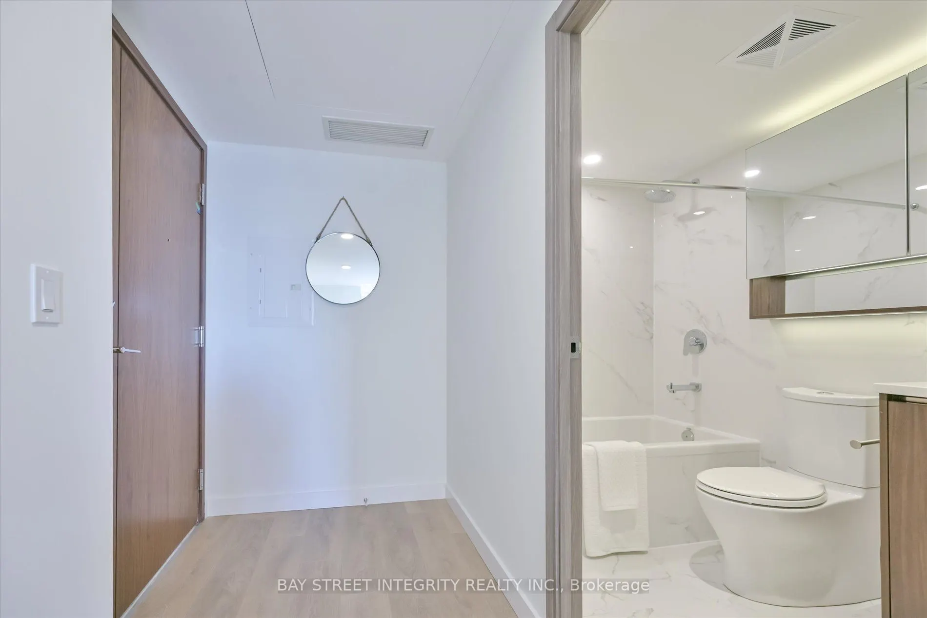 38 Widmer Street, #3507