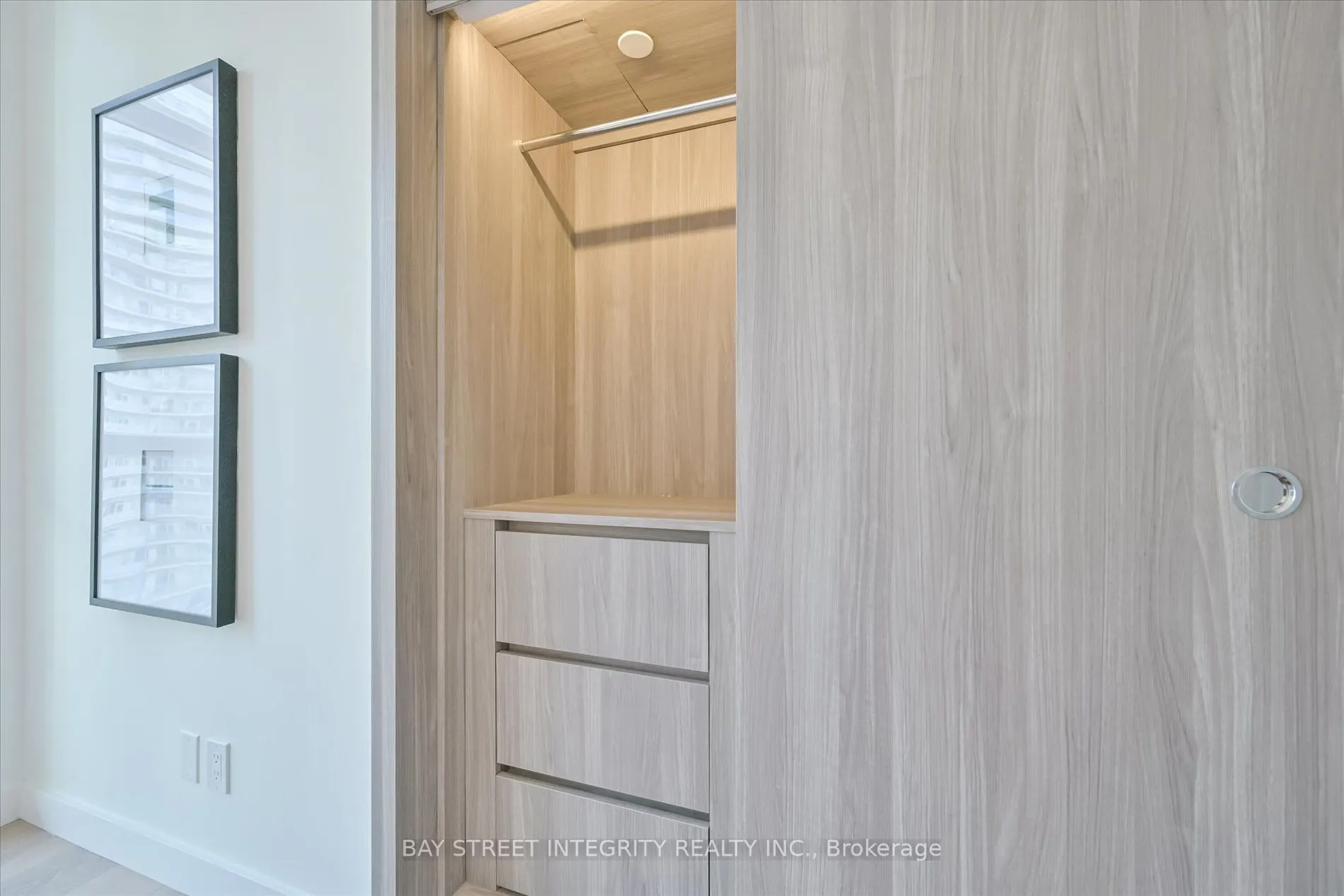38 Widmer Street, #3507