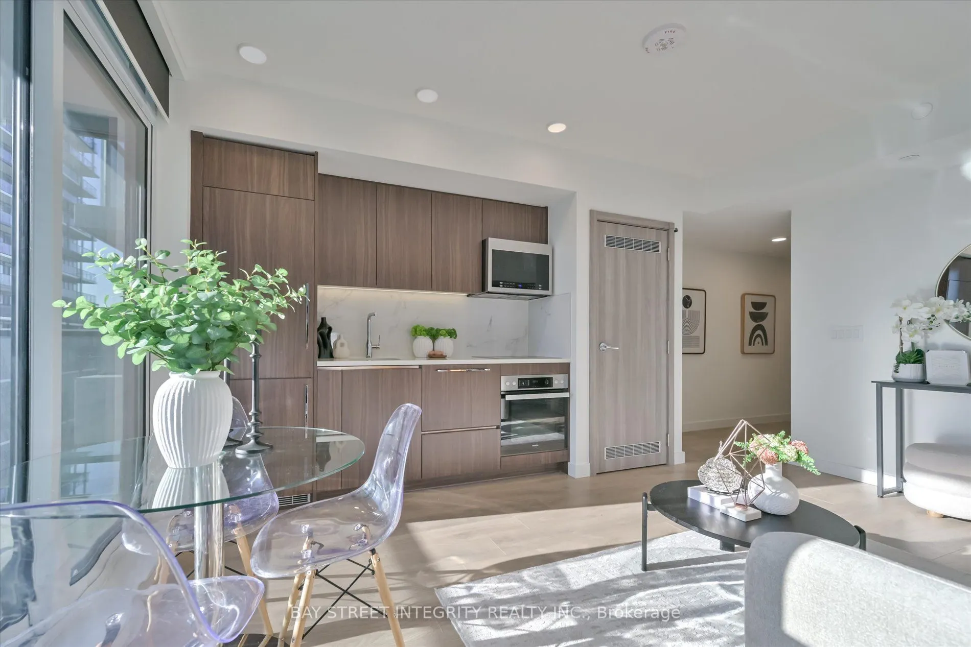 38 Widmer Street, #3507