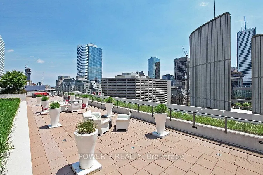 111 Elizabeth Street, #932