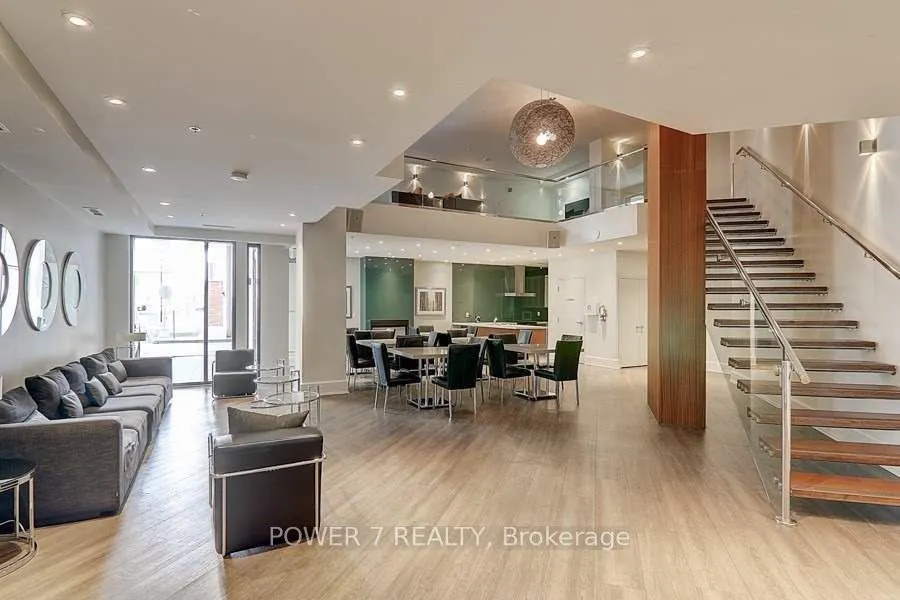 111 Elizabeth Street, #932