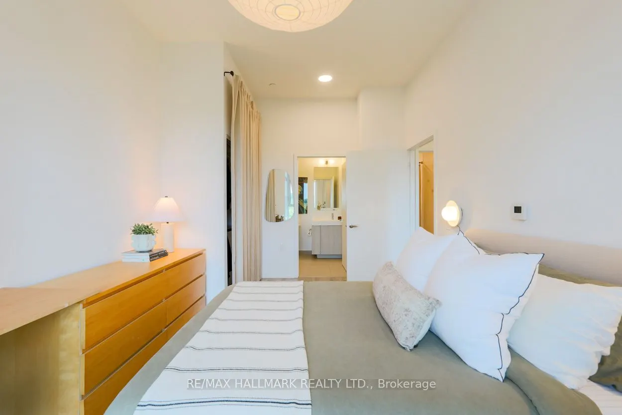 20 Tubman Avenue, #402