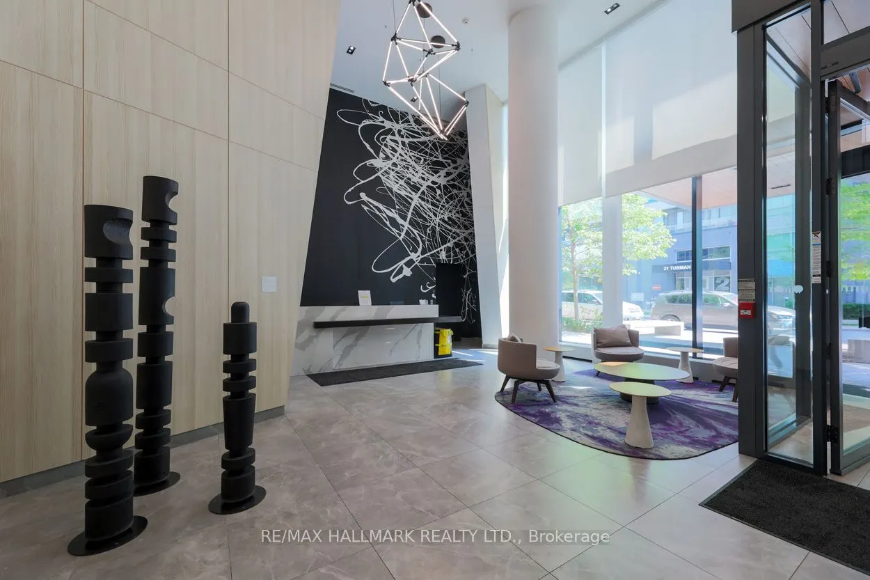 20 Tubman Avenue, #402