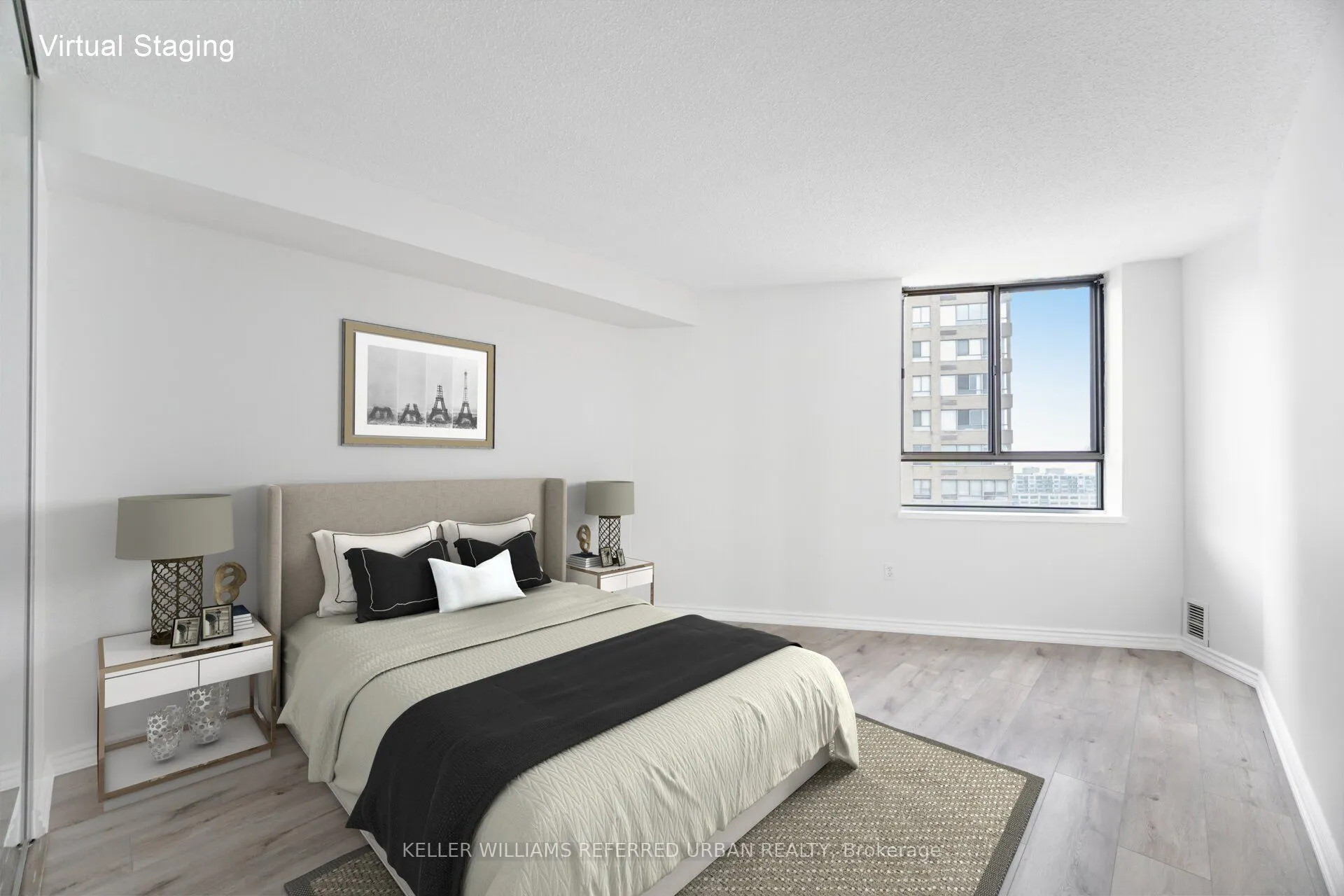 270 Queens Quay W, #2008