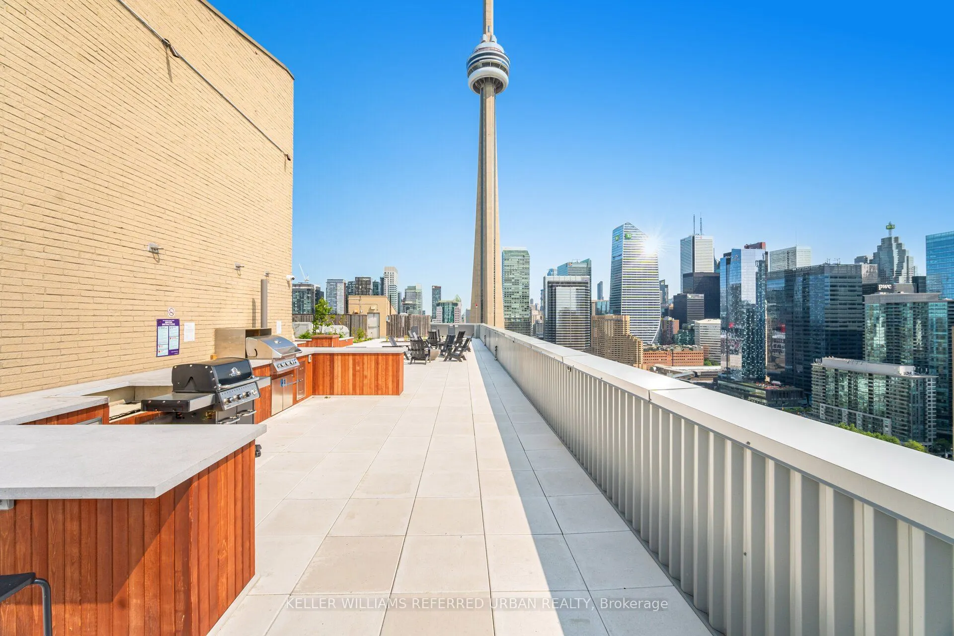 270 Queens Quay W, #2008