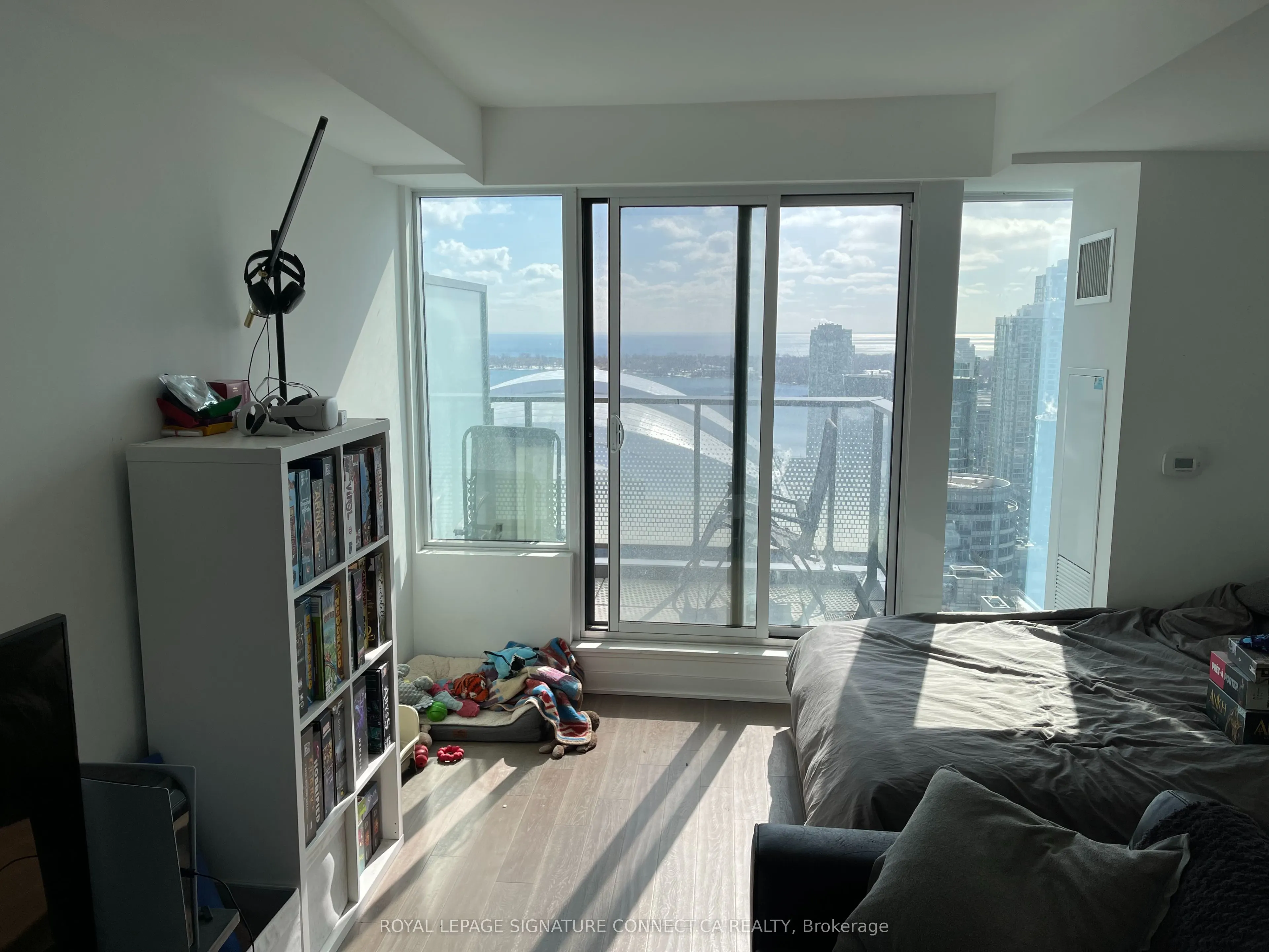 115 Blue Jays Way, #4003
