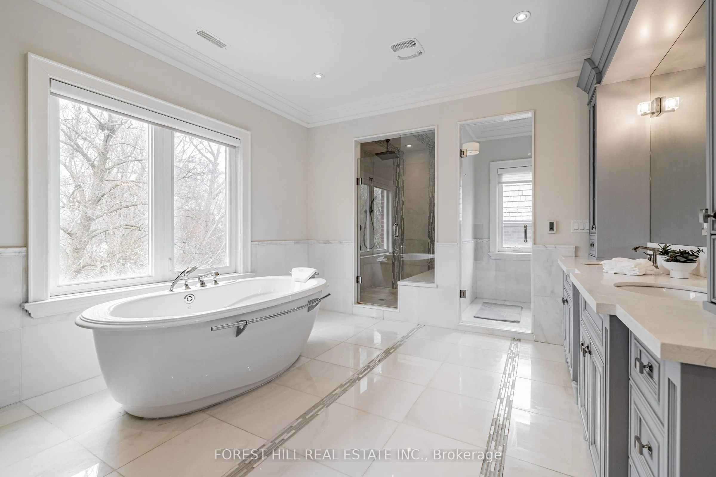 60 Hawksbury Drive