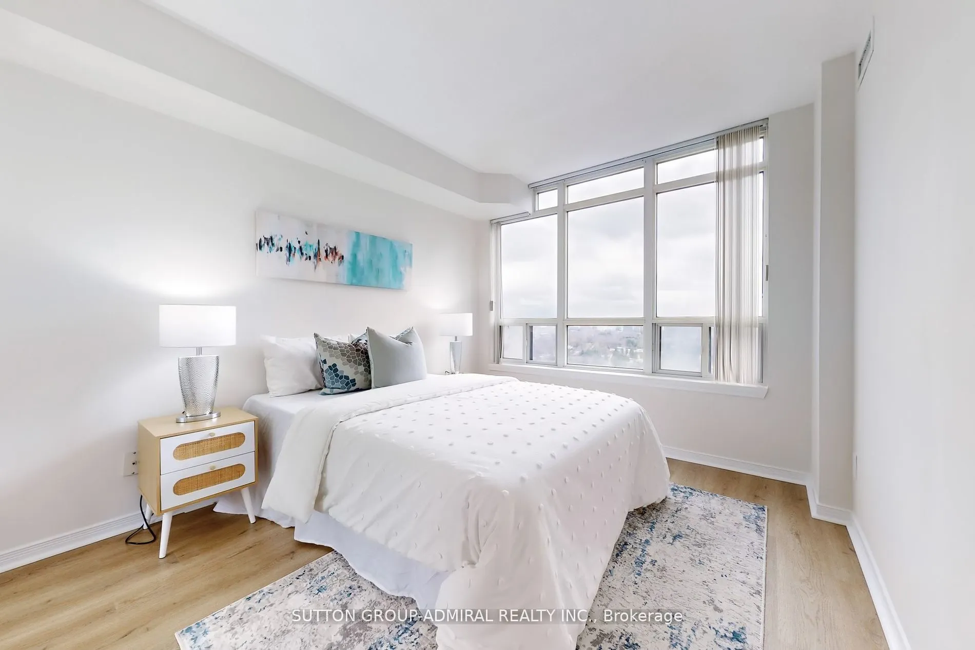 8 Hillcrest Avenue, #2005