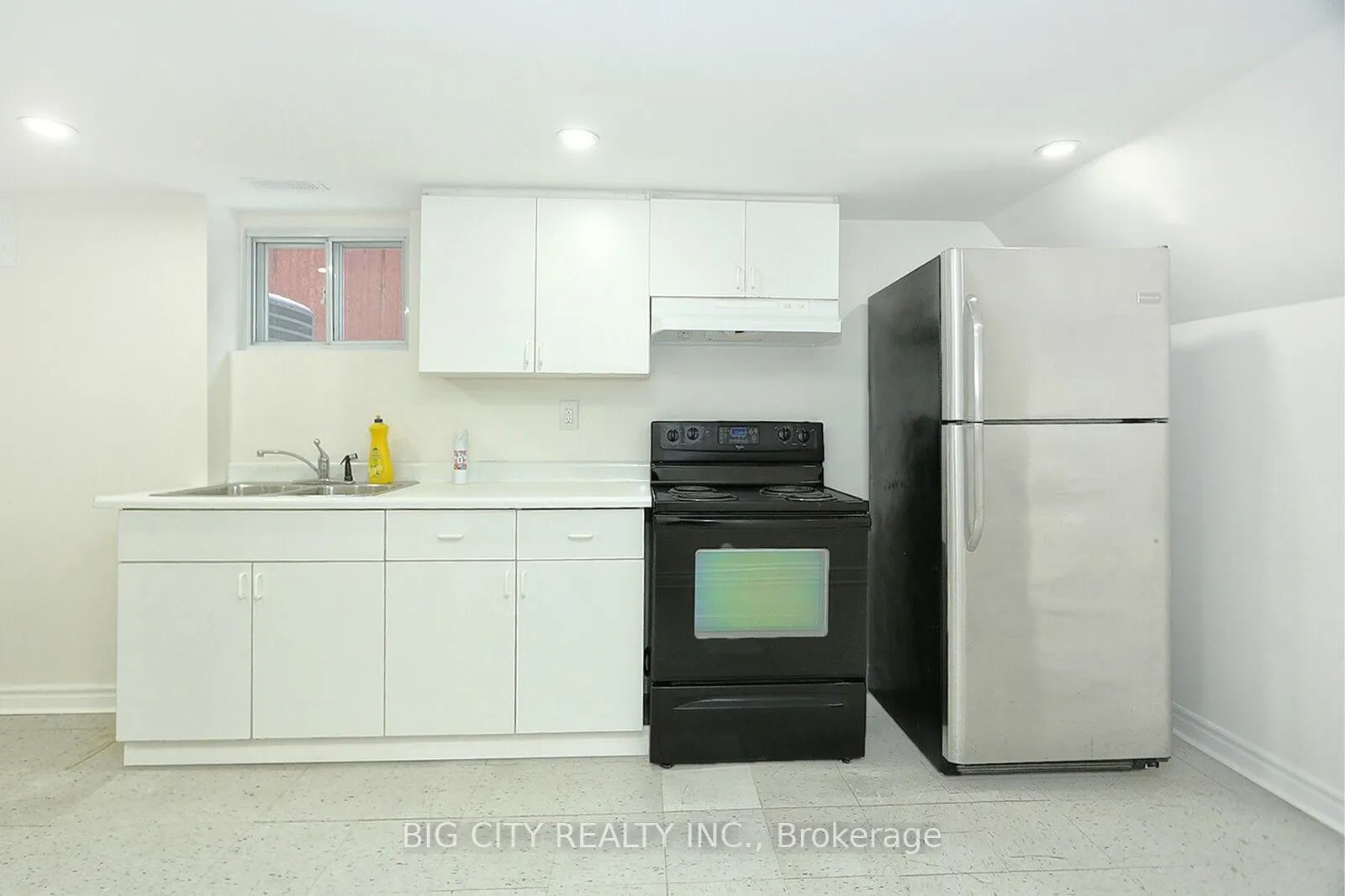 115 Apache Trail, #Lower