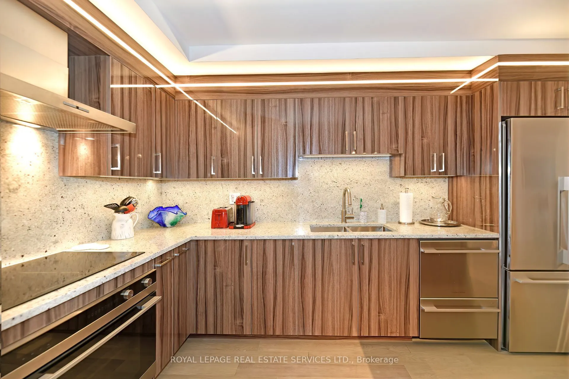 110 Bloor Street W, #1703