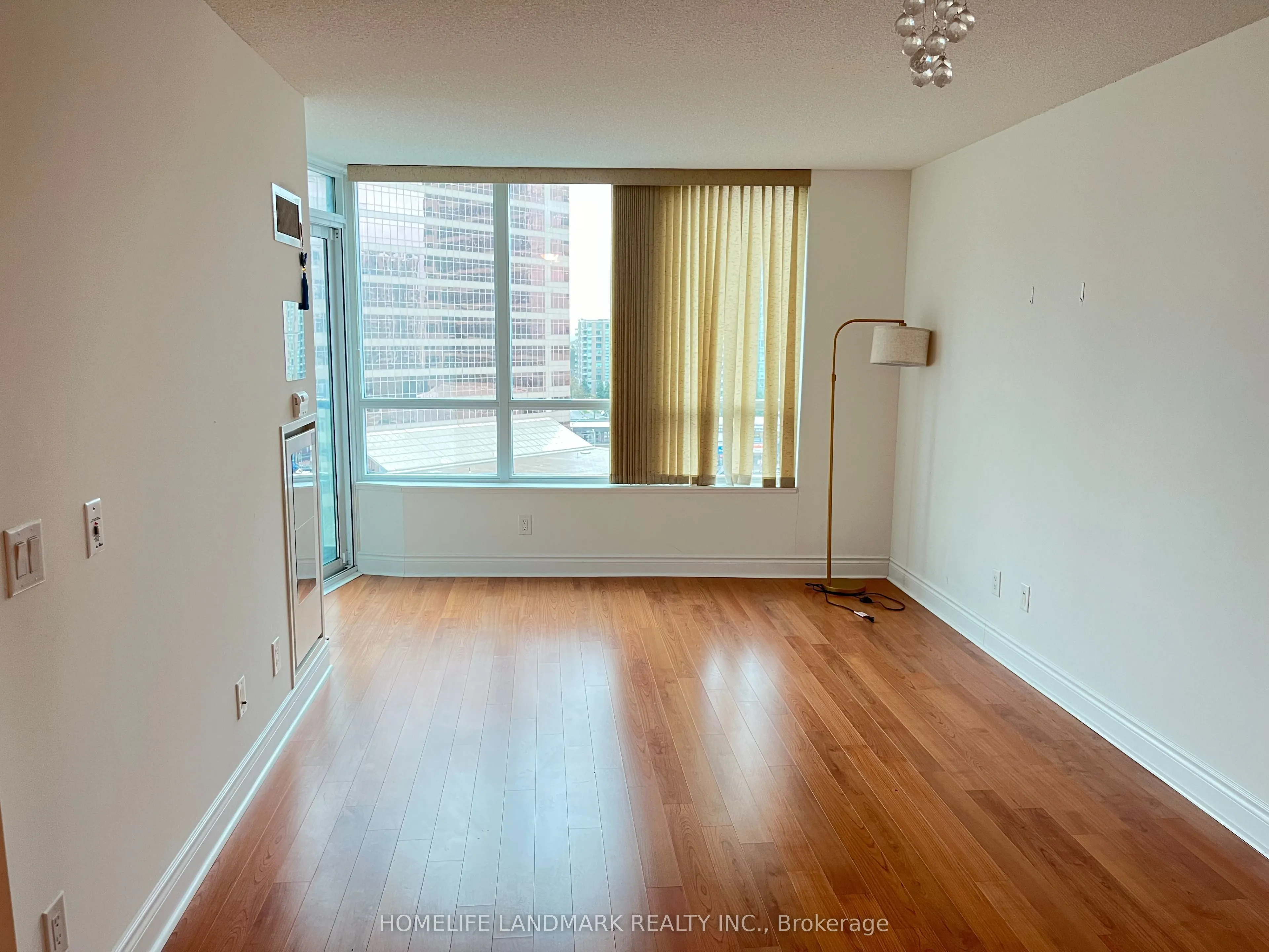 25 Greenview Avenue, #1123