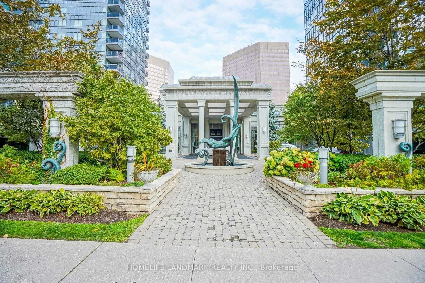 25 Greenview Avenue, #1123