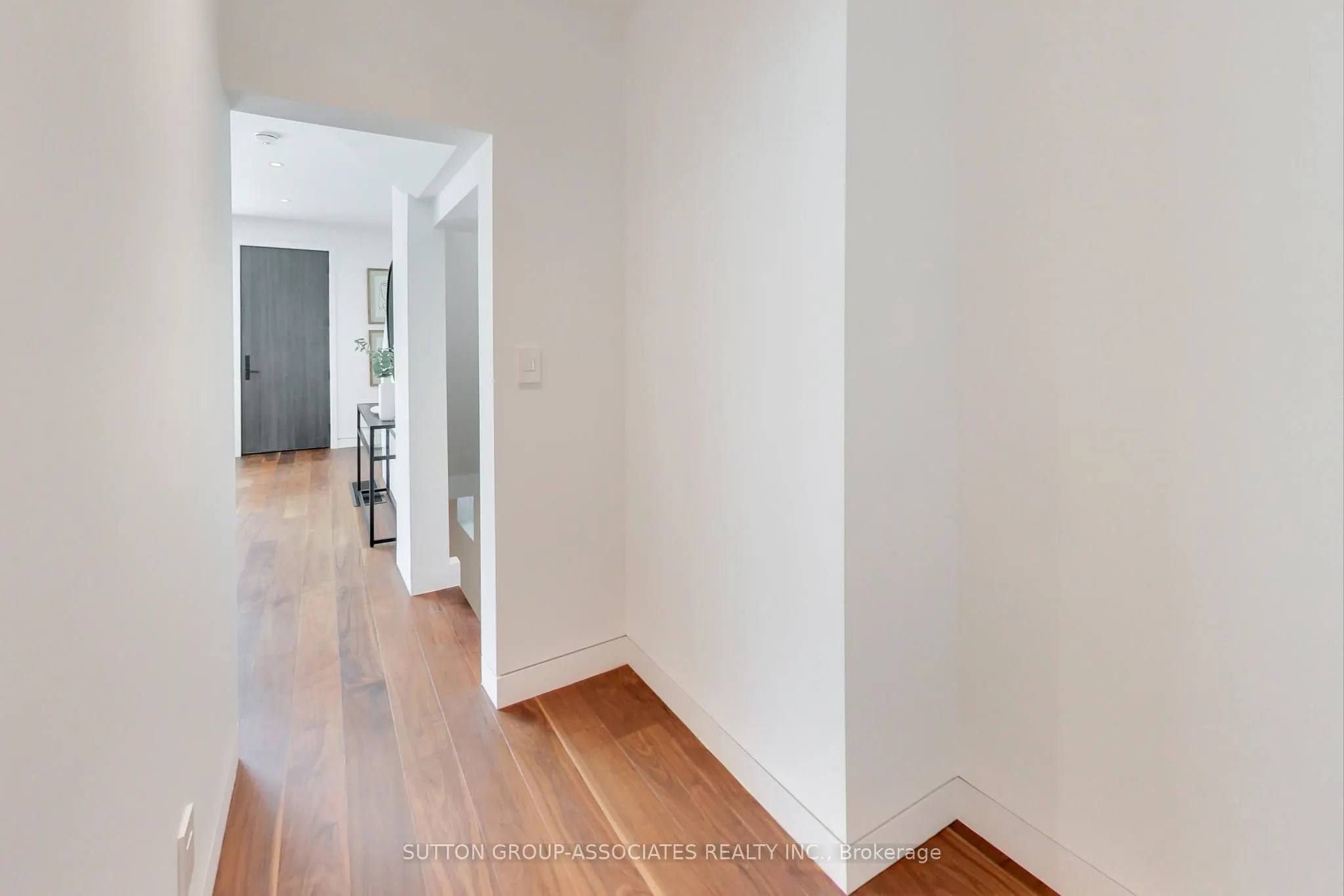 83 Pinewood Avenue