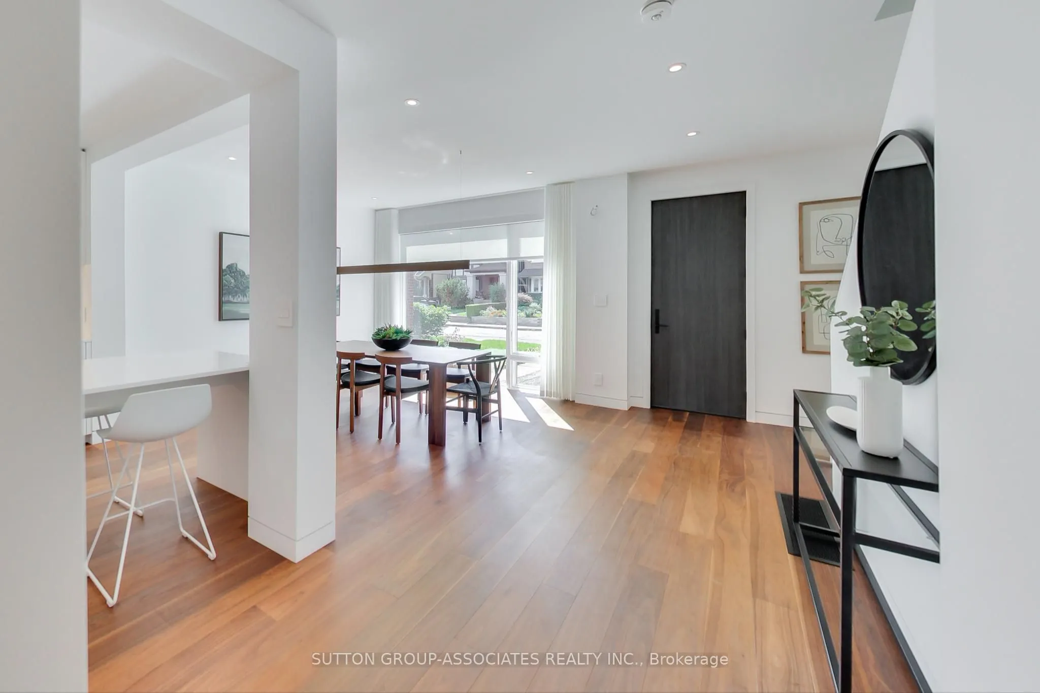 83 Pinewood Avenue