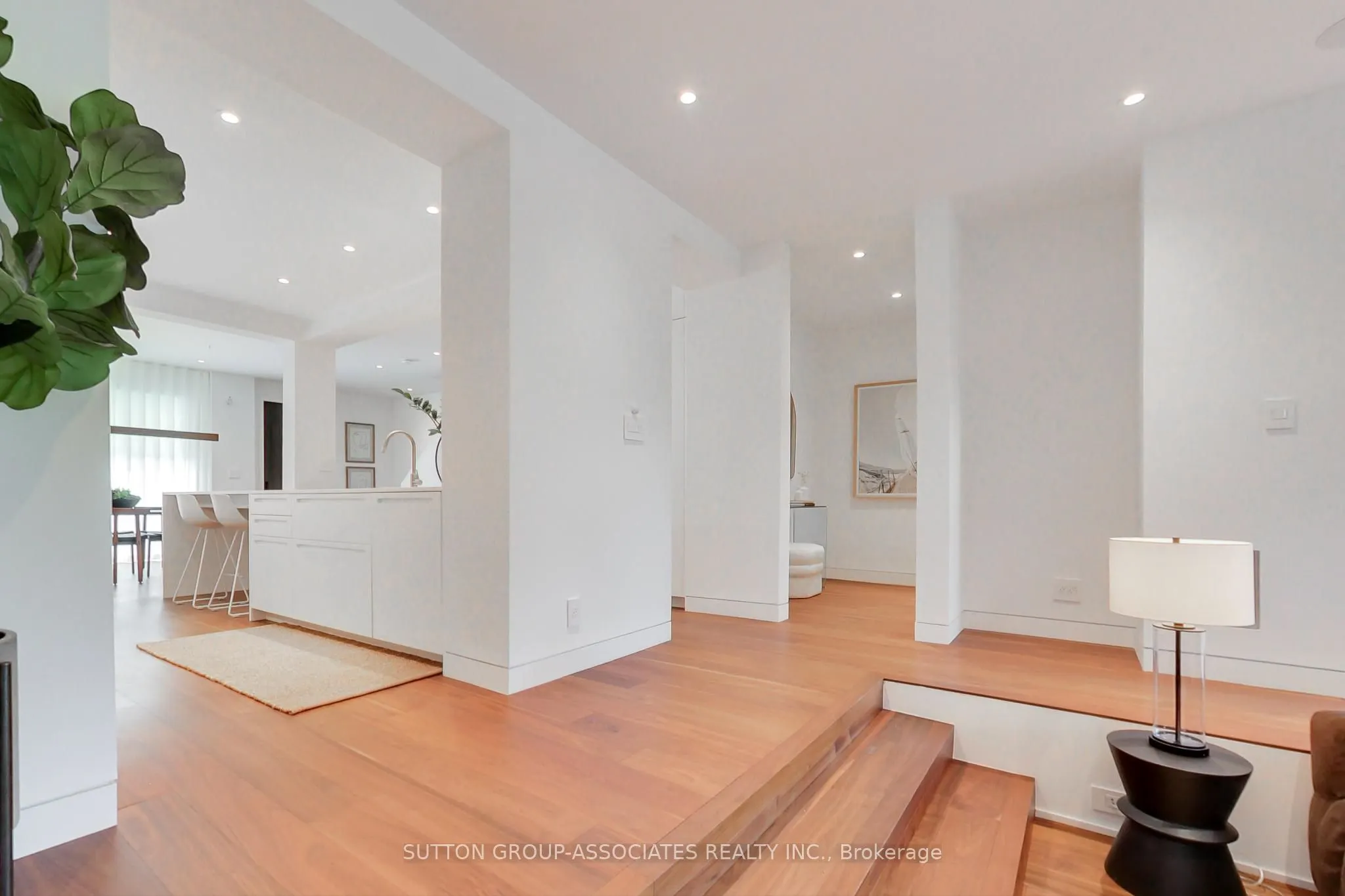 83 Pinewood Avenue