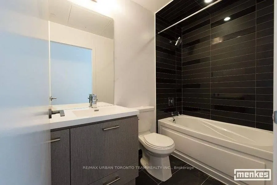 87 Peter Street, #3313
