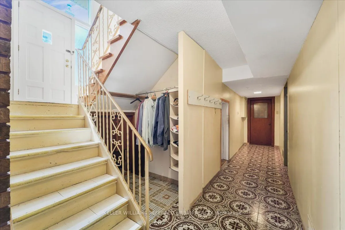 25 Farrell Avenue