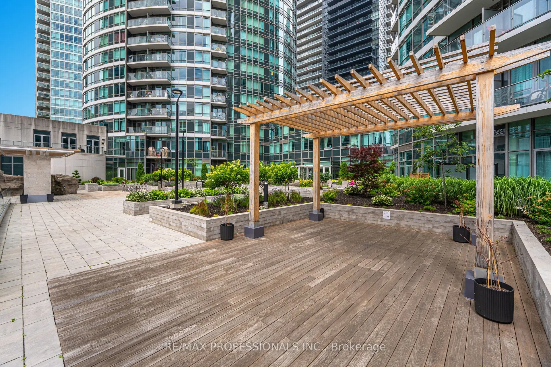 361 Front Street W, #3303