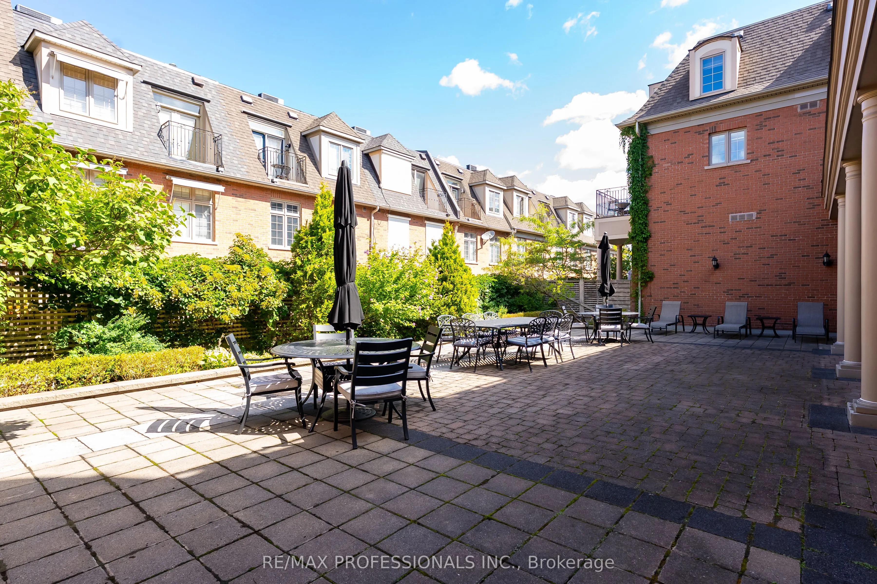 1111 Avenue Road, #205