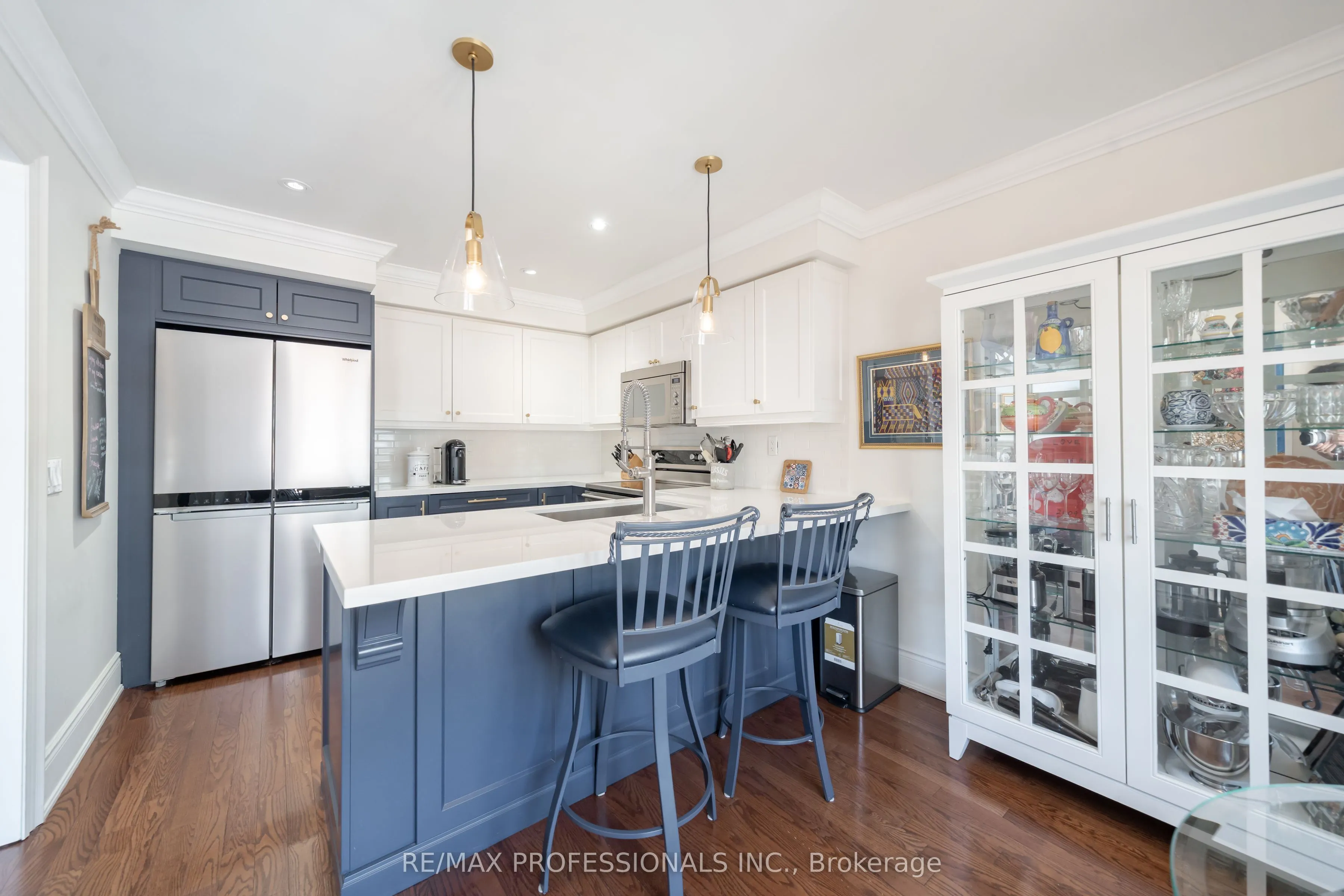 1111 Avenue Road, #205