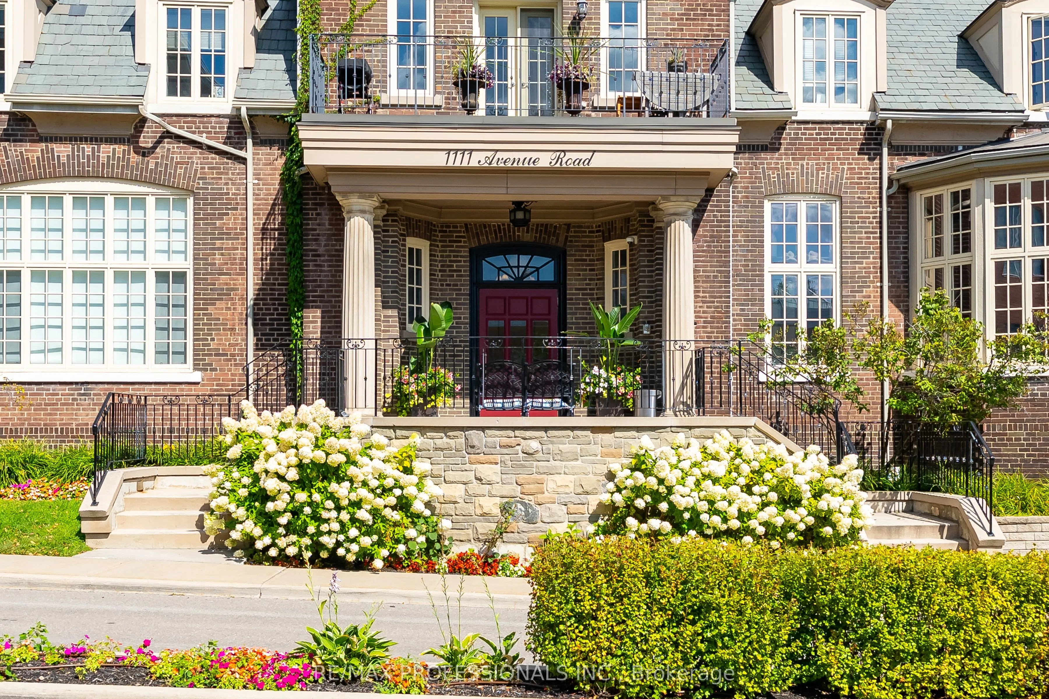 1111 Avenue Road, #205