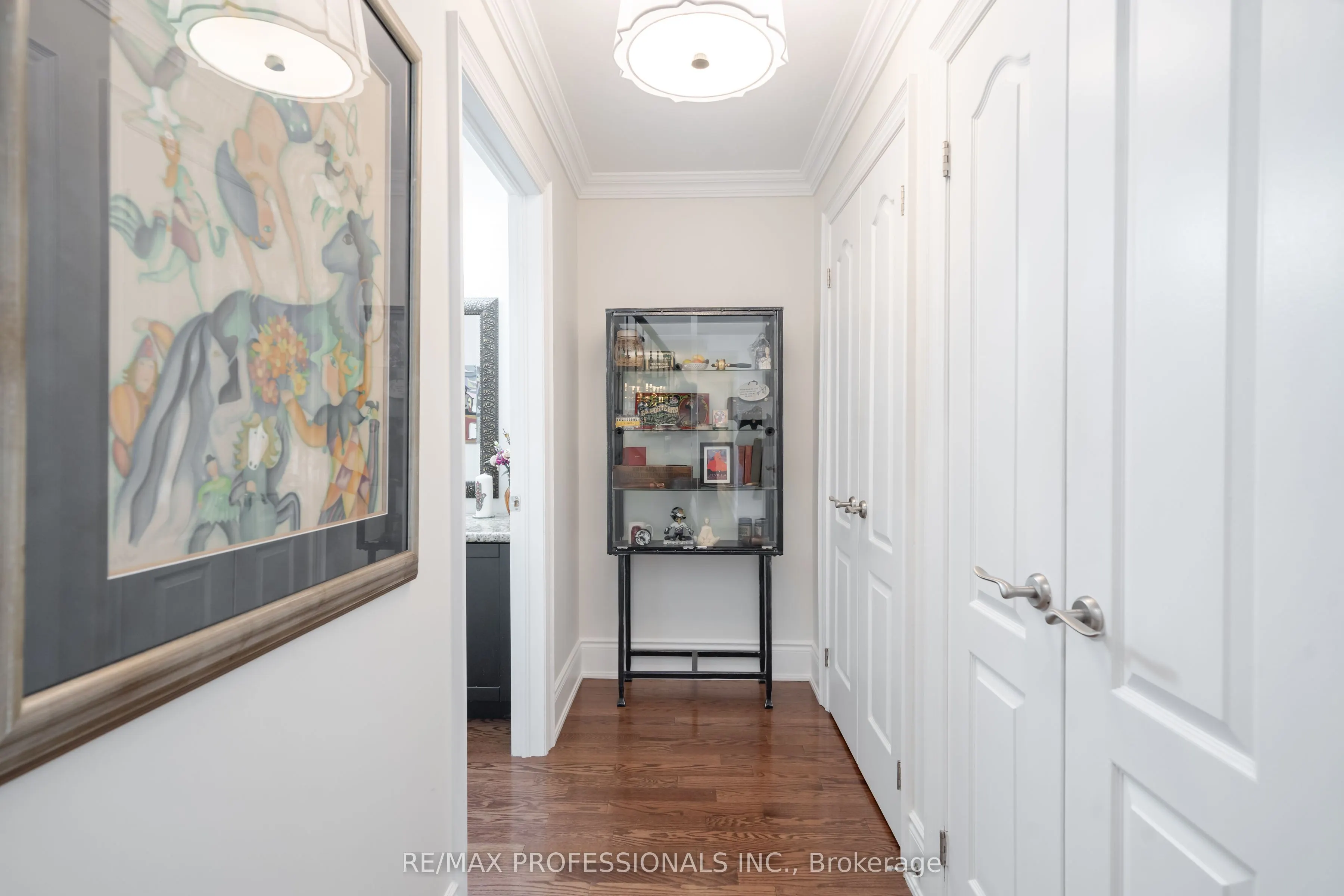 1111 Avenue Road, #205