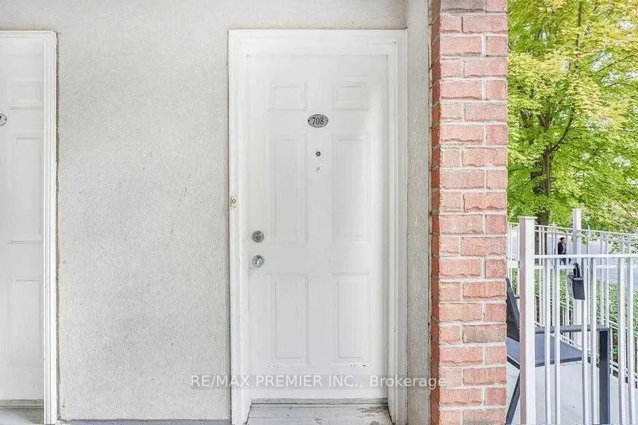 7 Sudbury Street, #708