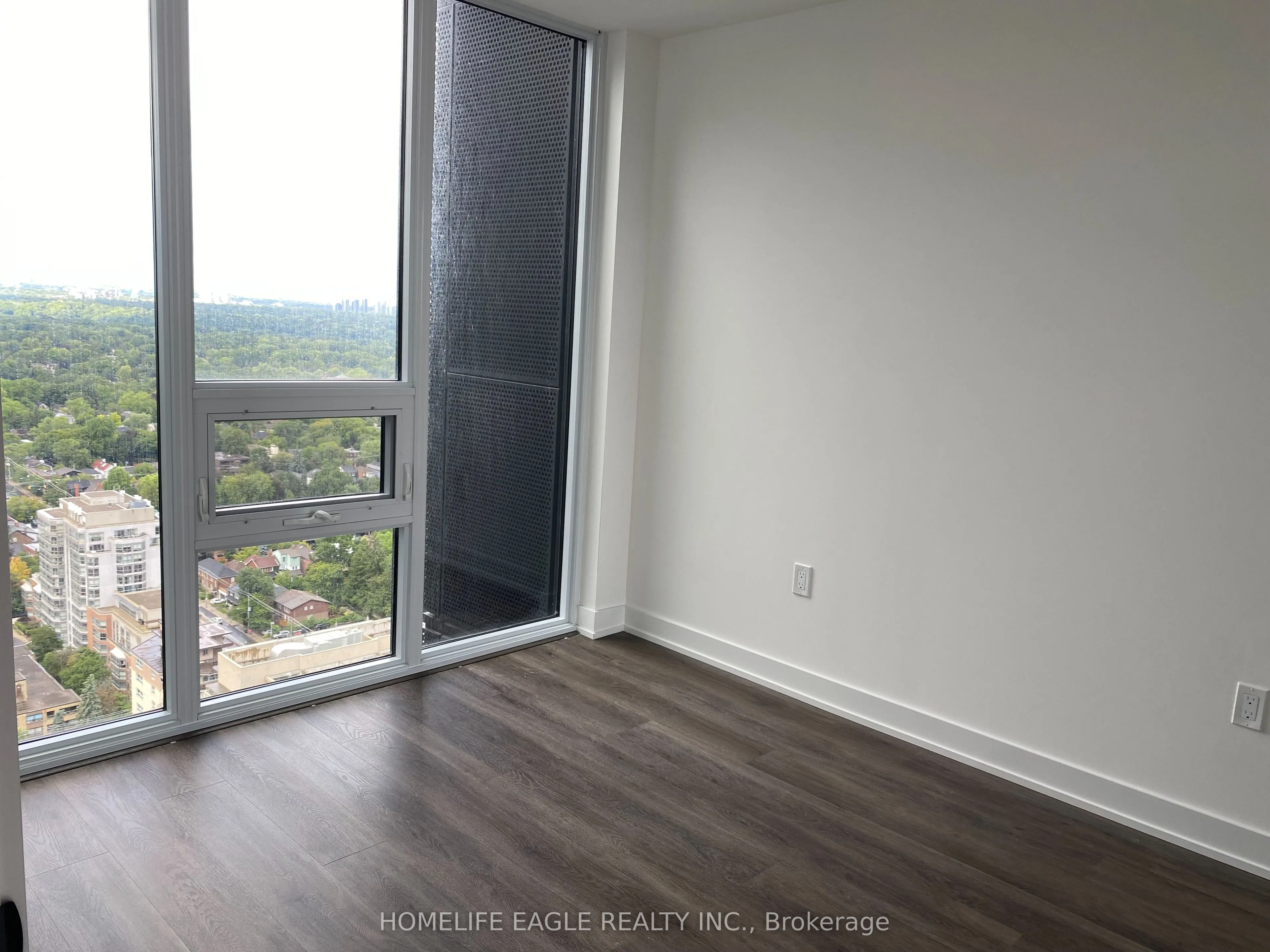 117 Broadway Avenue, #3308