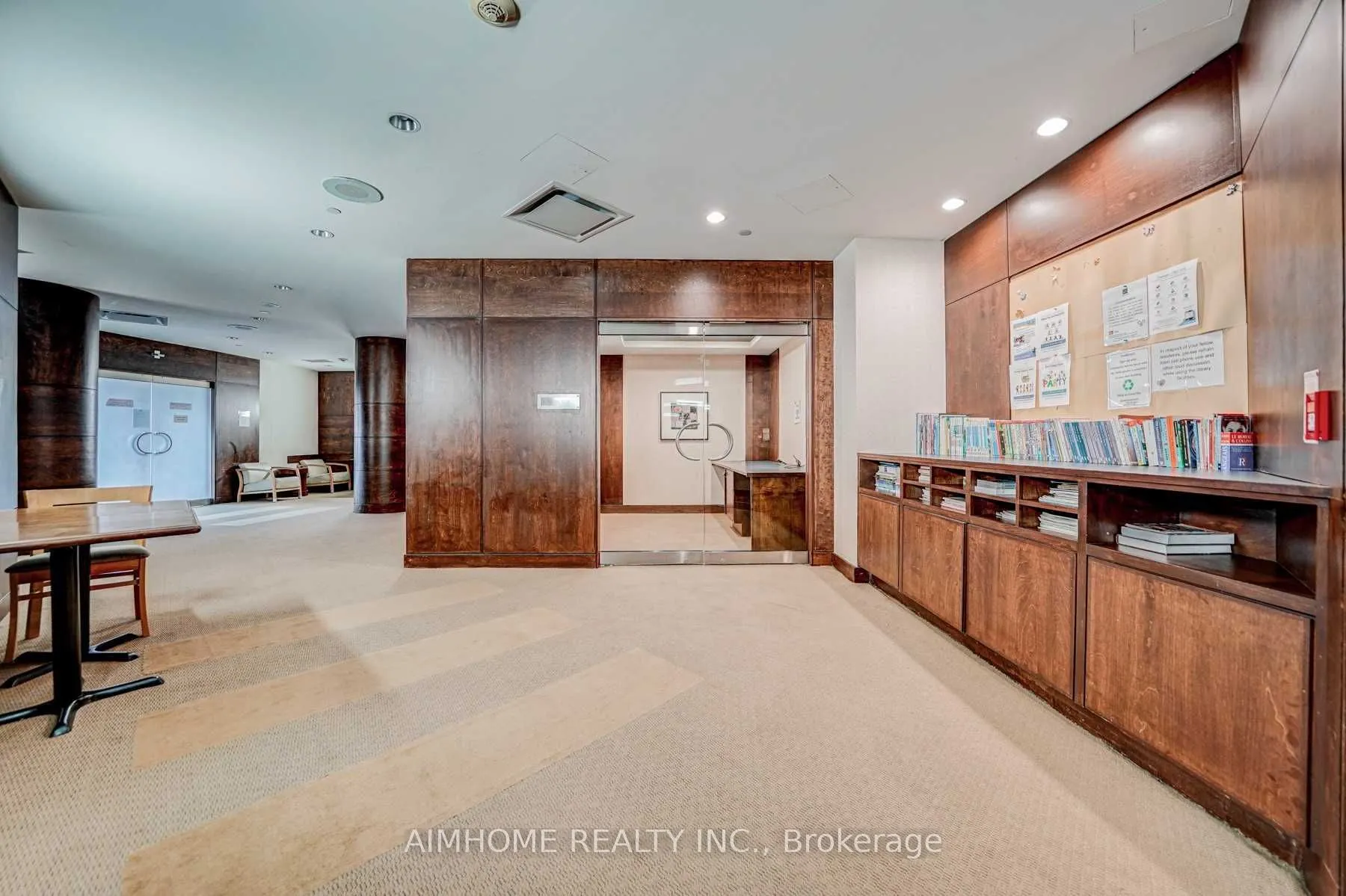 15 Northtown Way, #2224