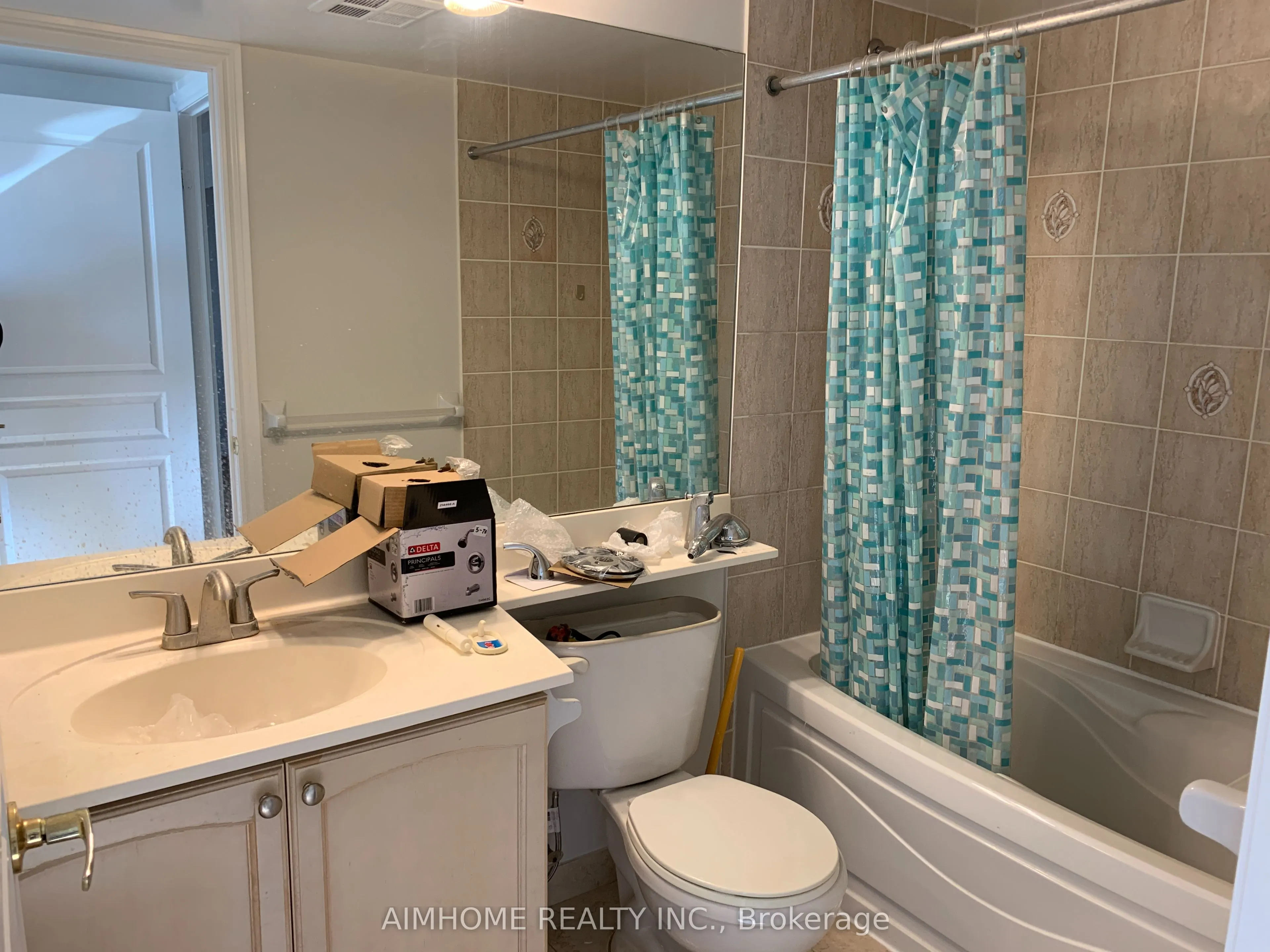 15 Northtown Way, #2224