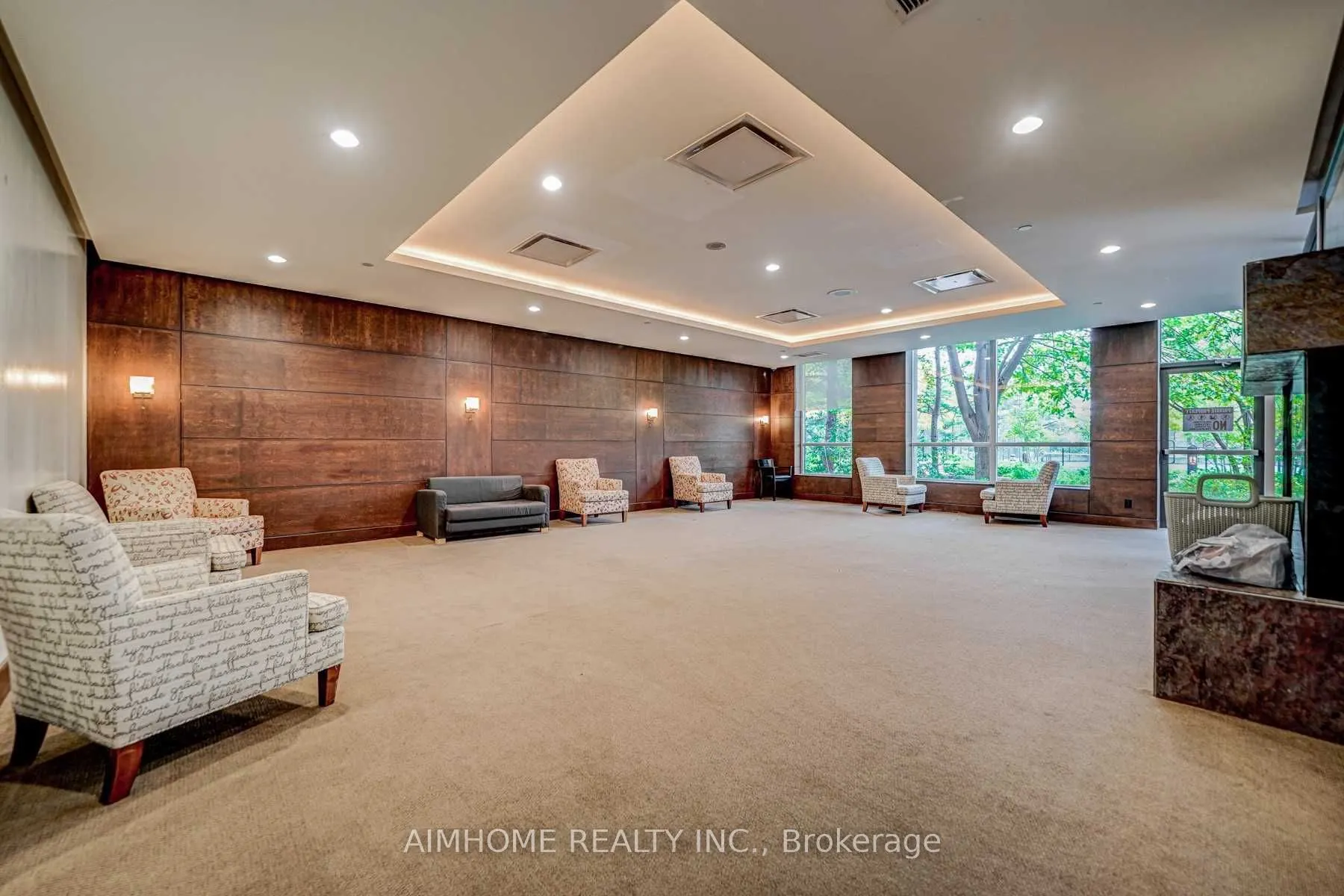15 Northtown Way, #2224