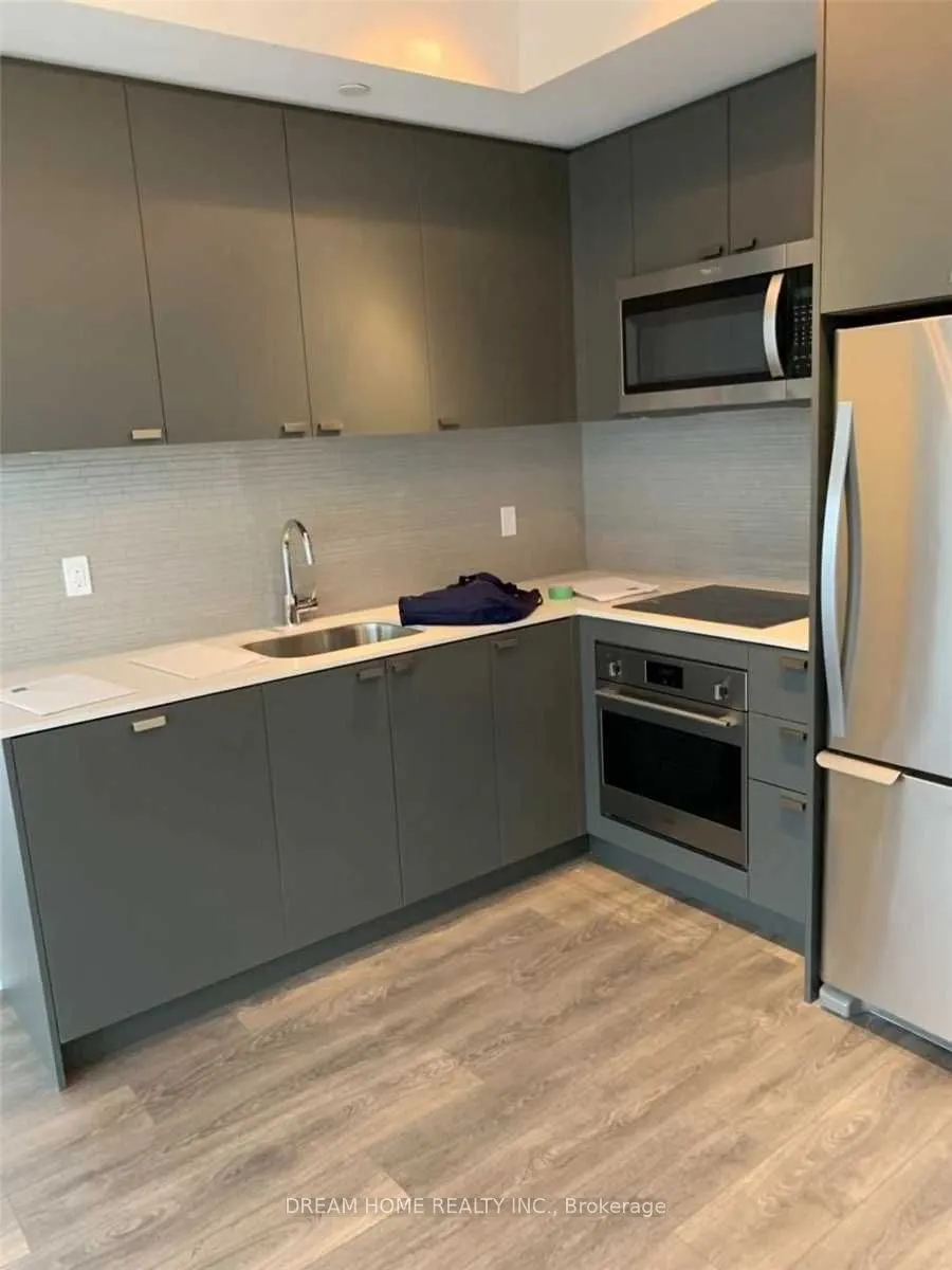 56 Forest Manor Road, #1107