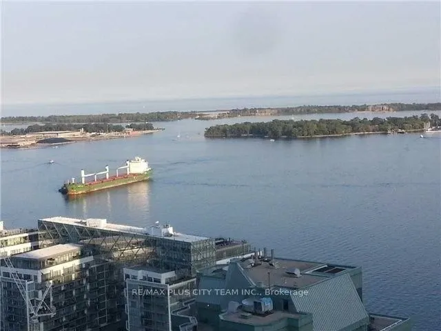 33 Bay Street, #3710