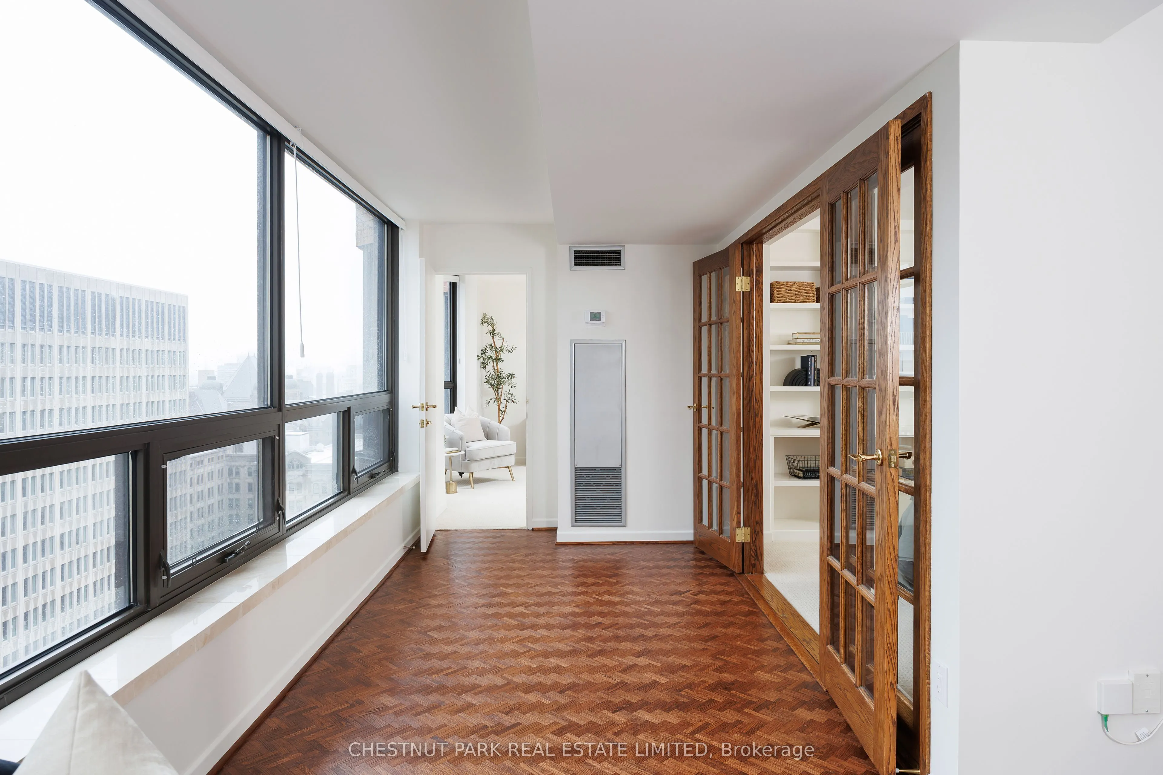 62 Wellesley Street W, #1903