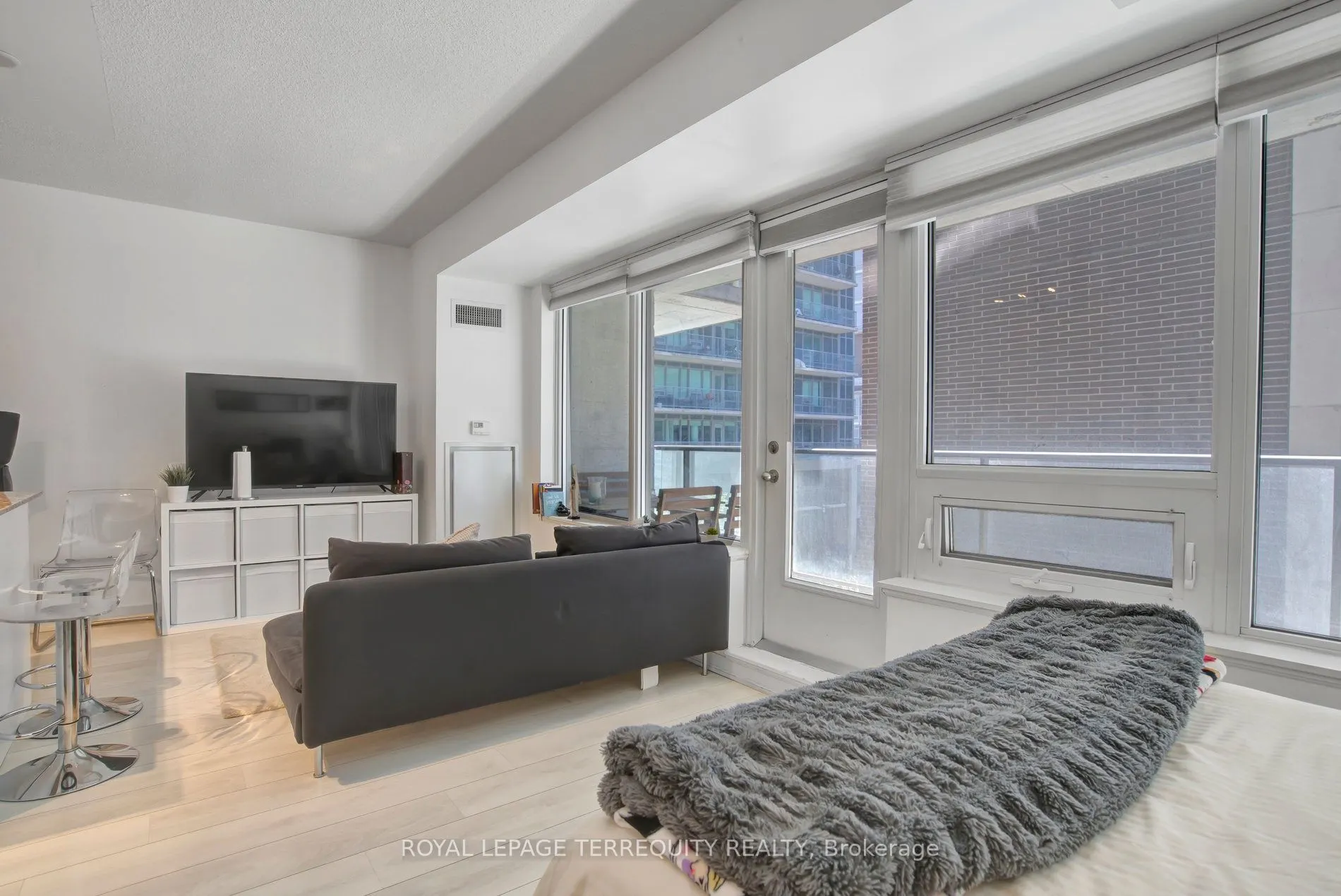 55 East Liberty Street, #302