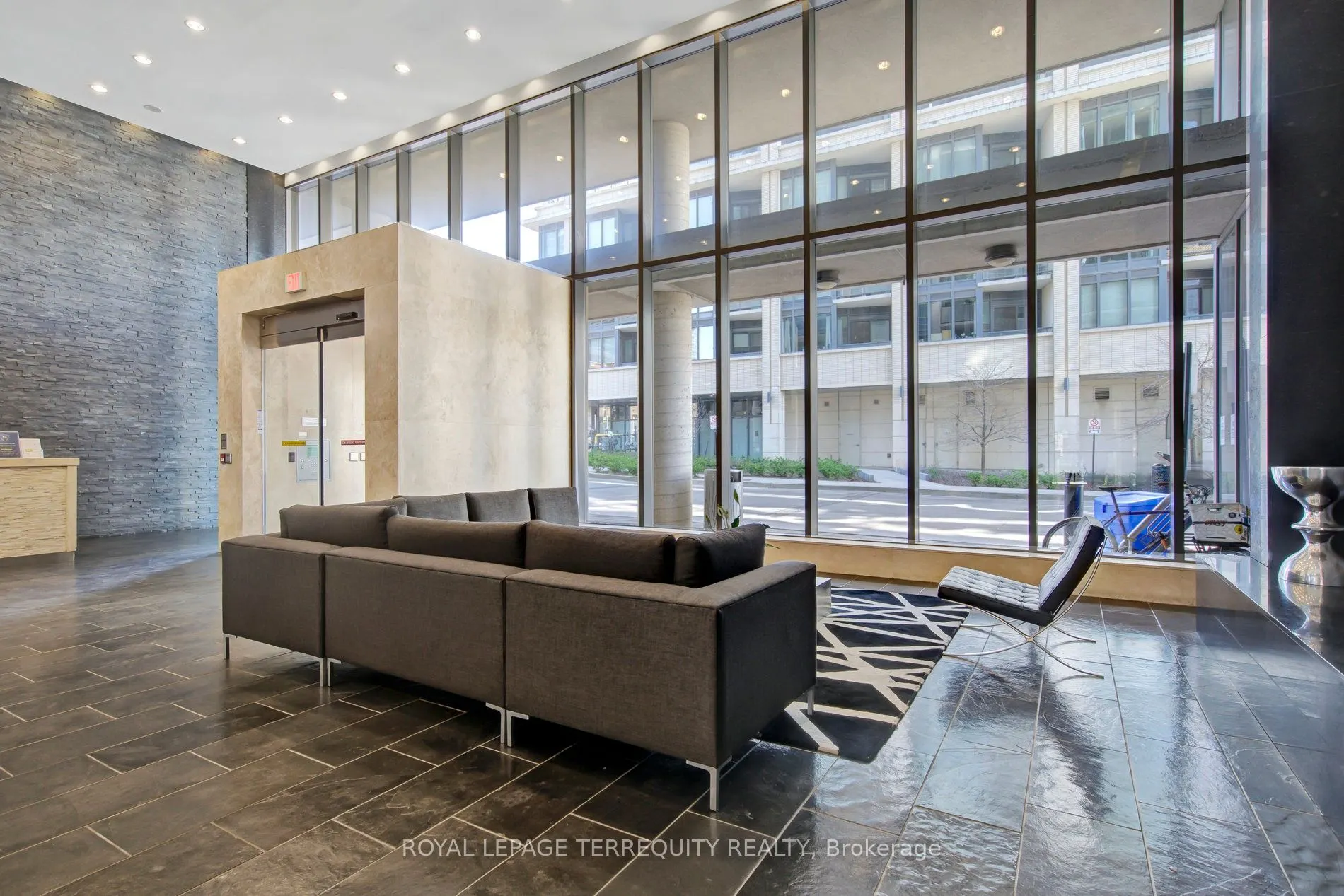55 East Liberty Street, #302