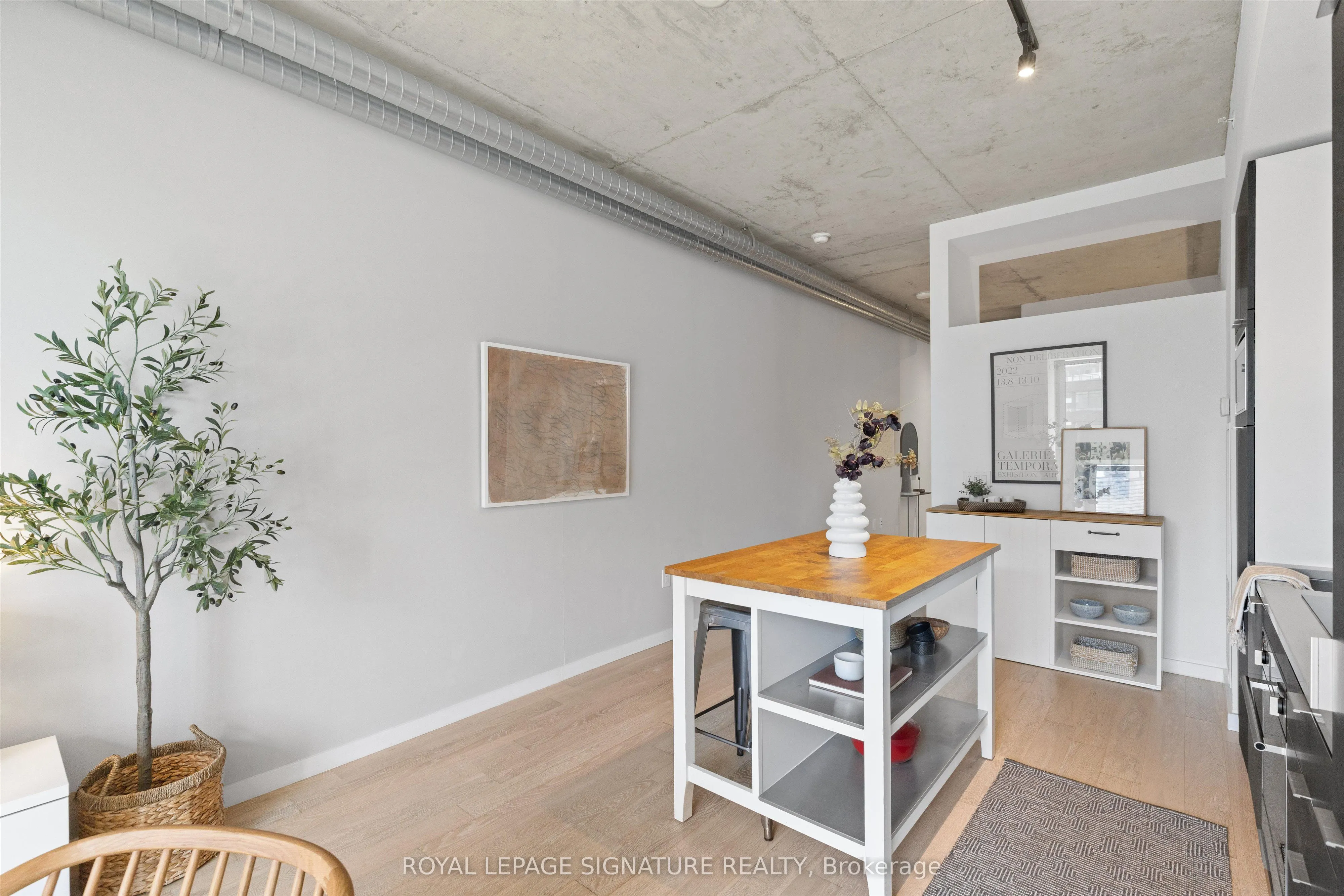 170 Bayview Avenue, #707