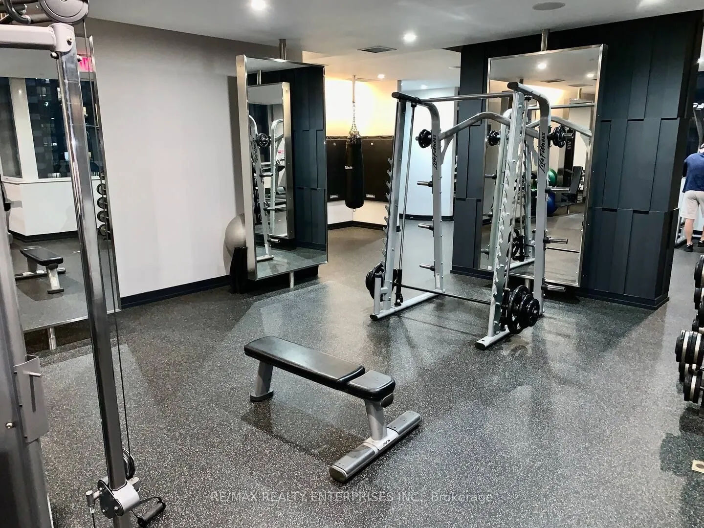 250 Wellington Street W, #1435