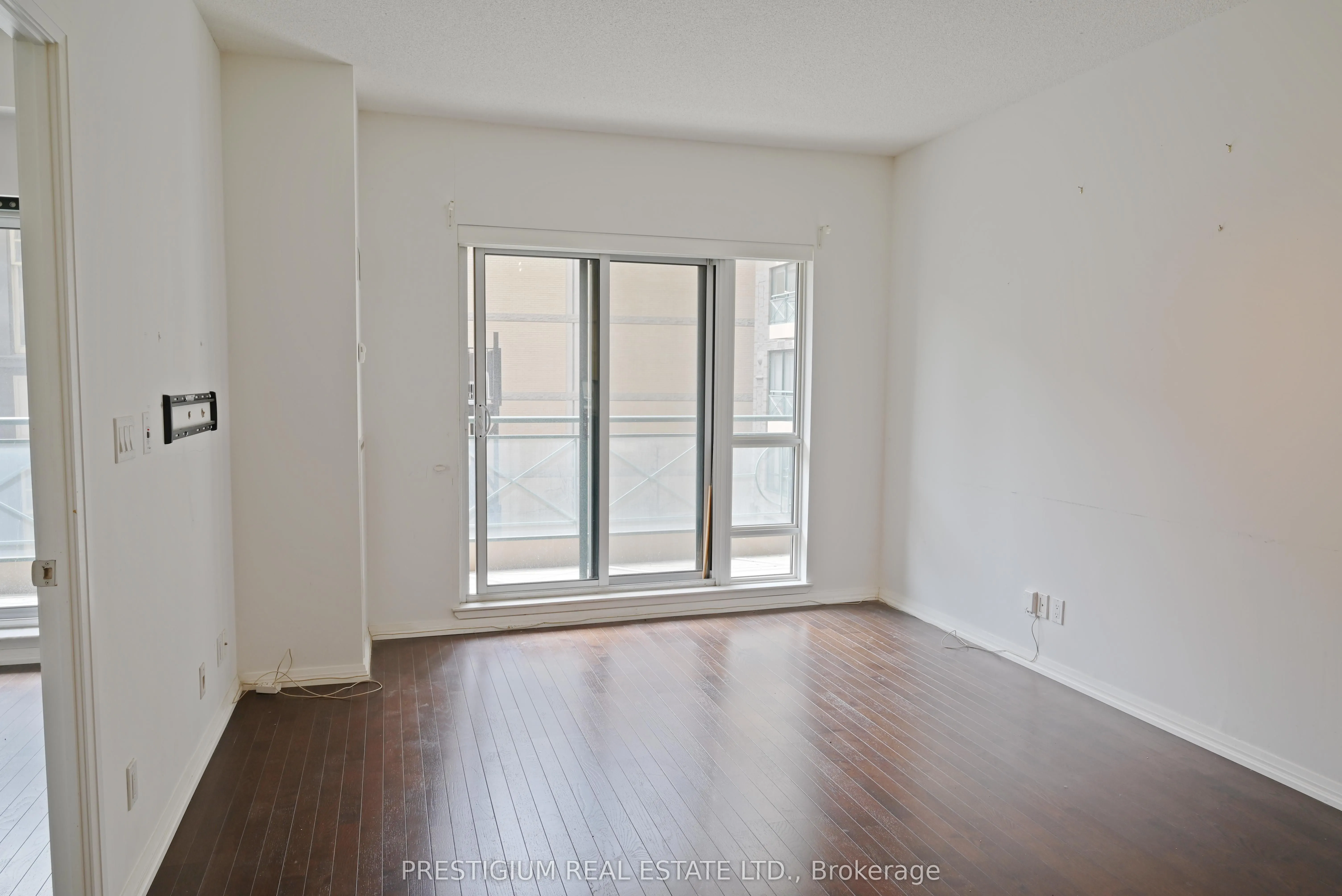 35 Hayden Street, #322