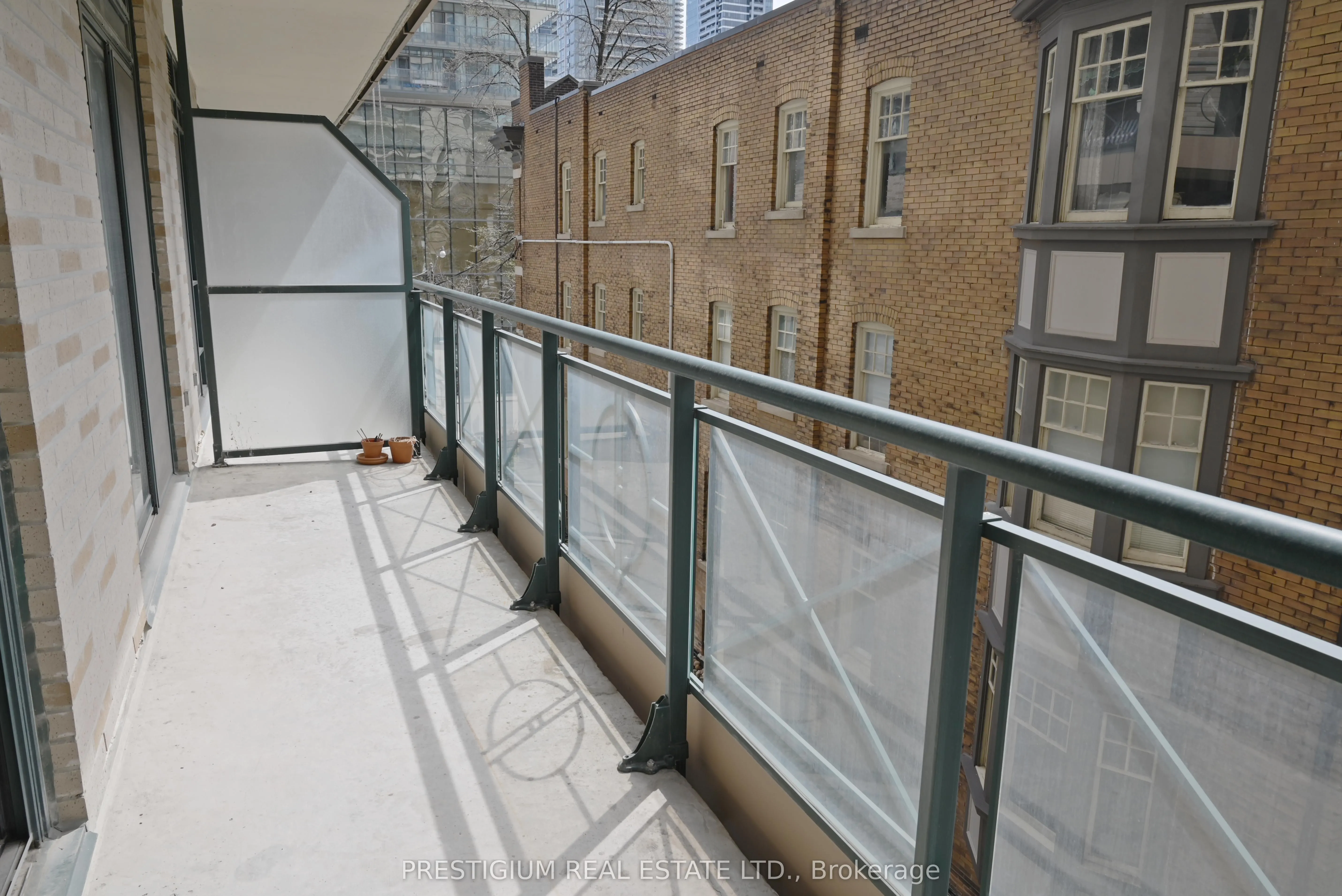 35 Hayden Street, #322