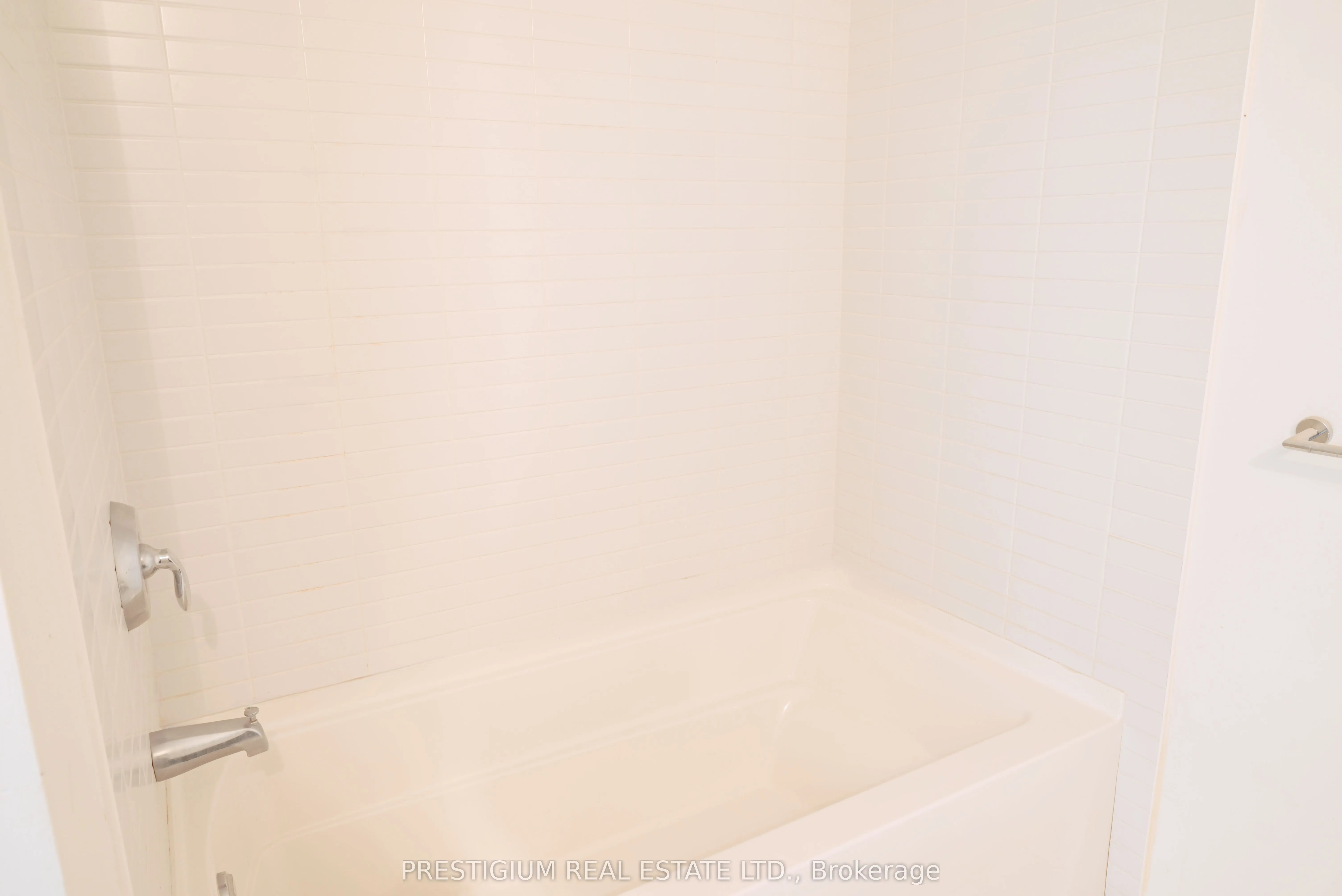 35 Hayden Street, #322