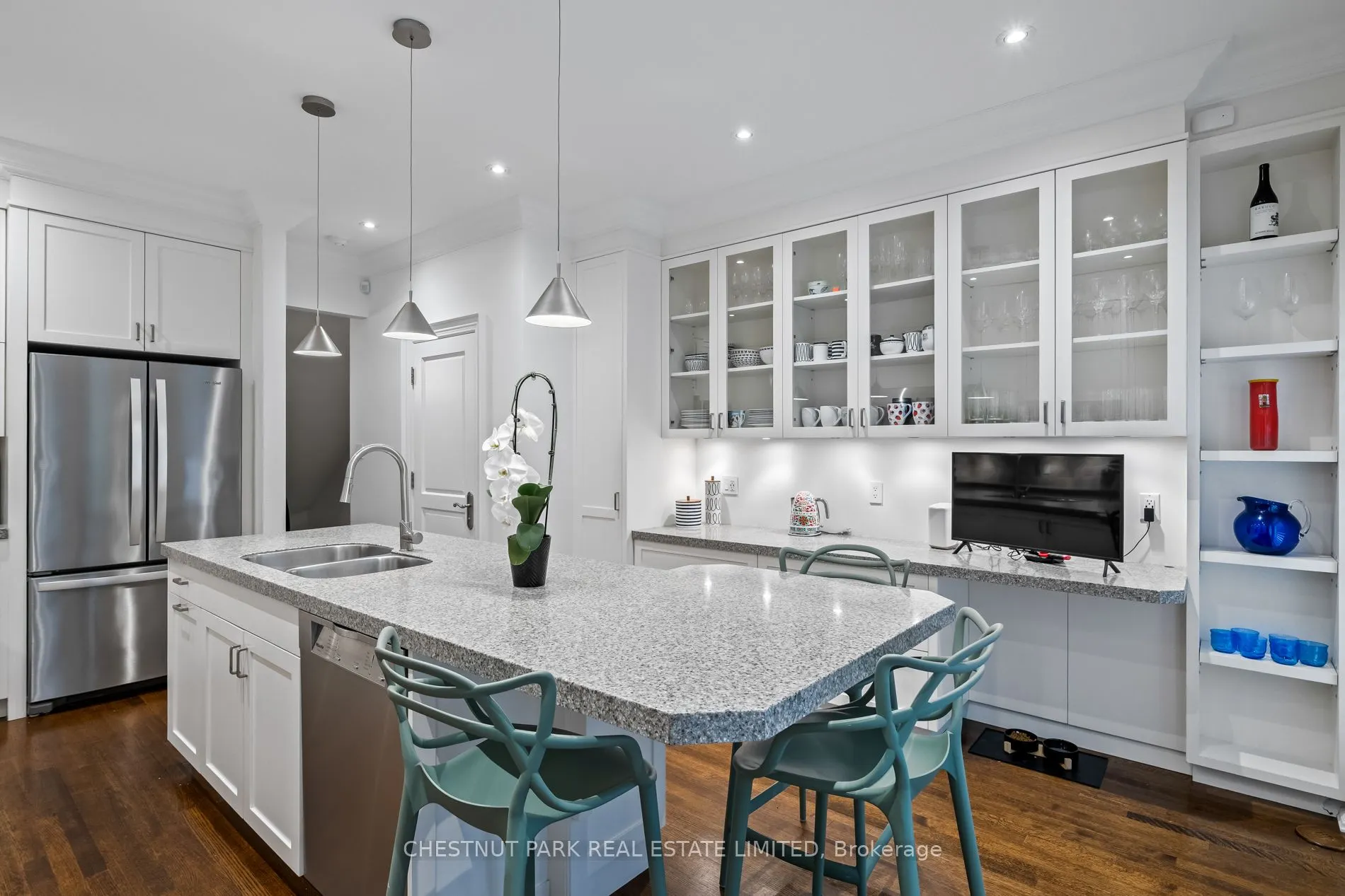 90 Pleasant Boulevard, #4