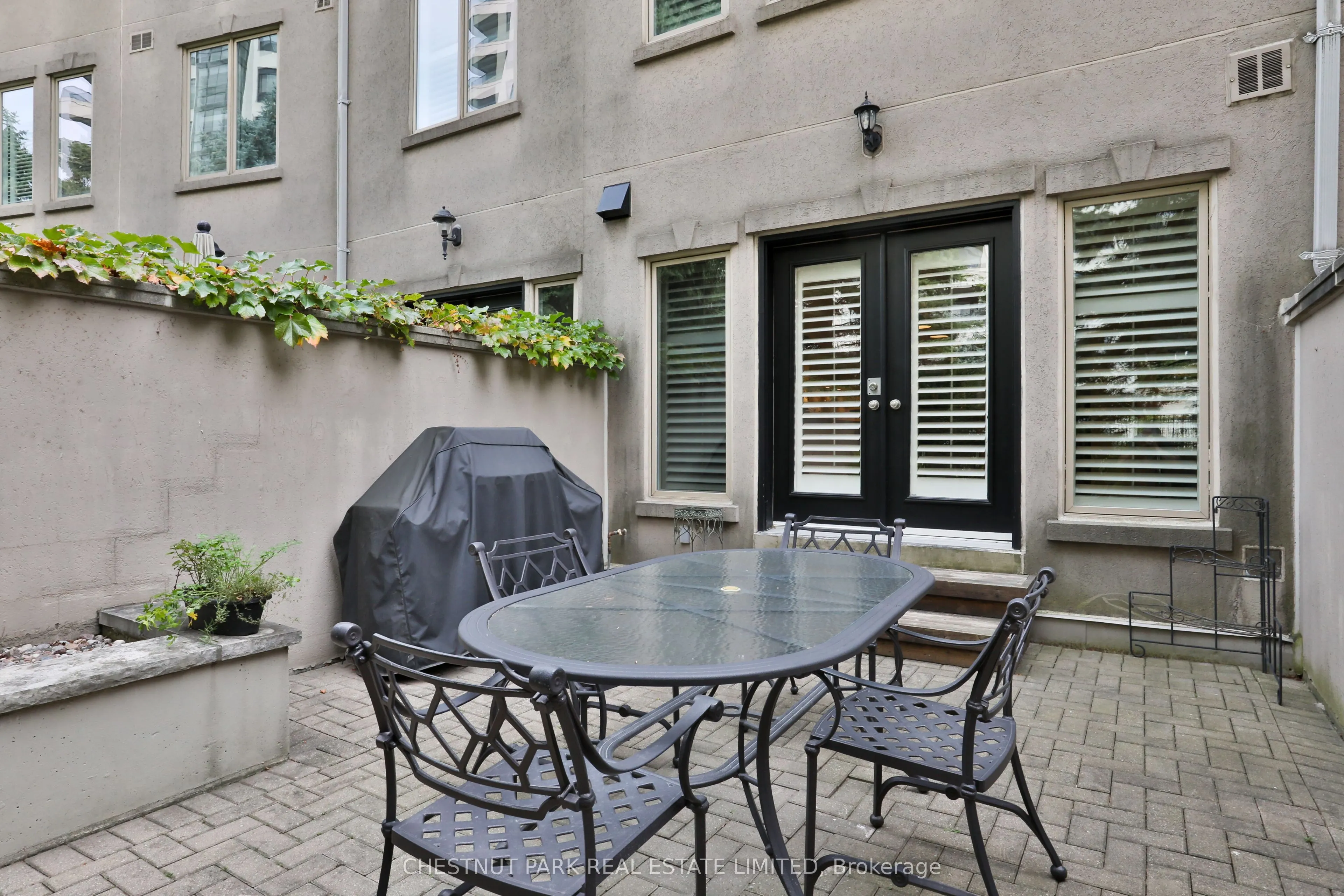 90 Pleasant Boulevard, #4