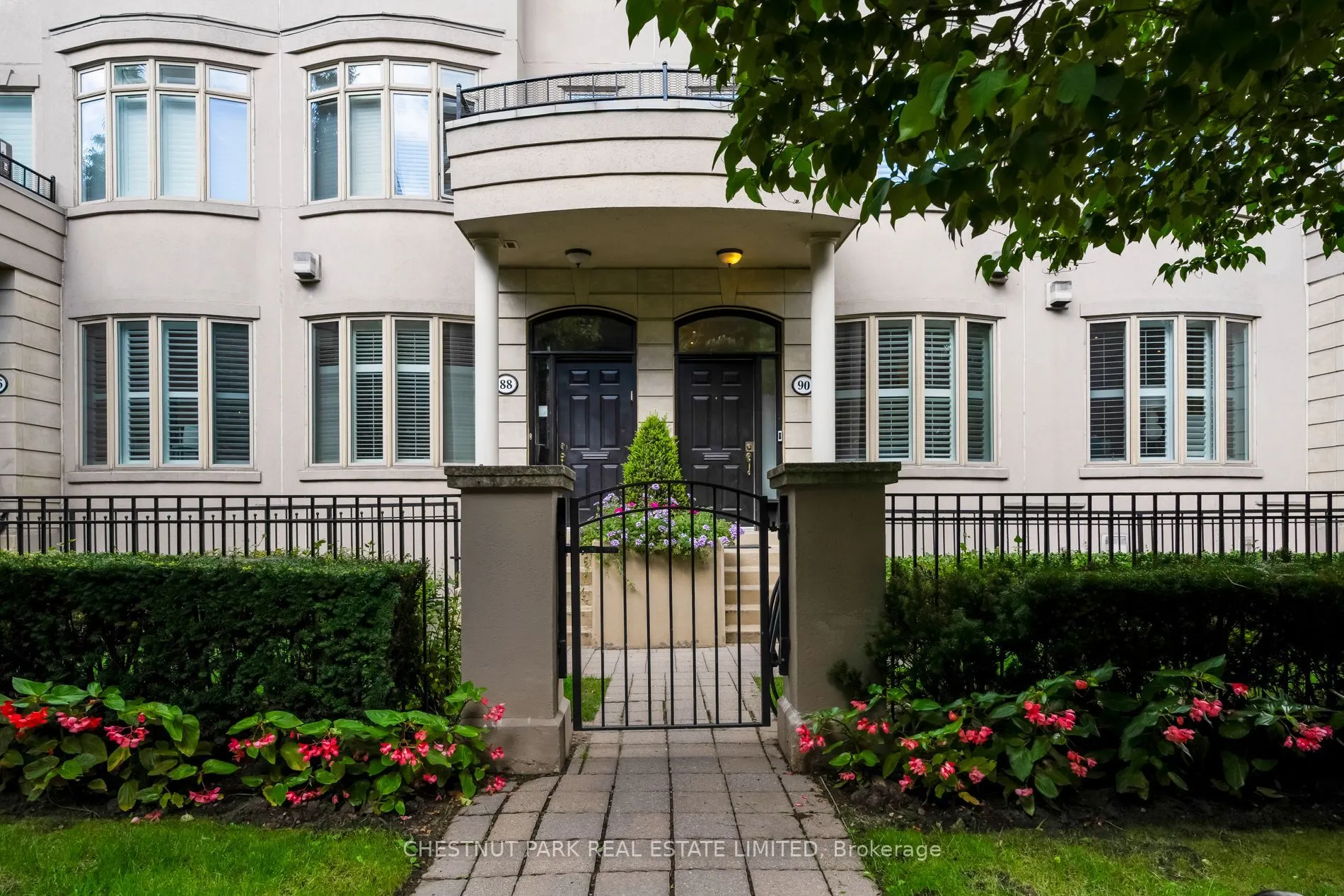 90 Pleasant Boulevard, #4