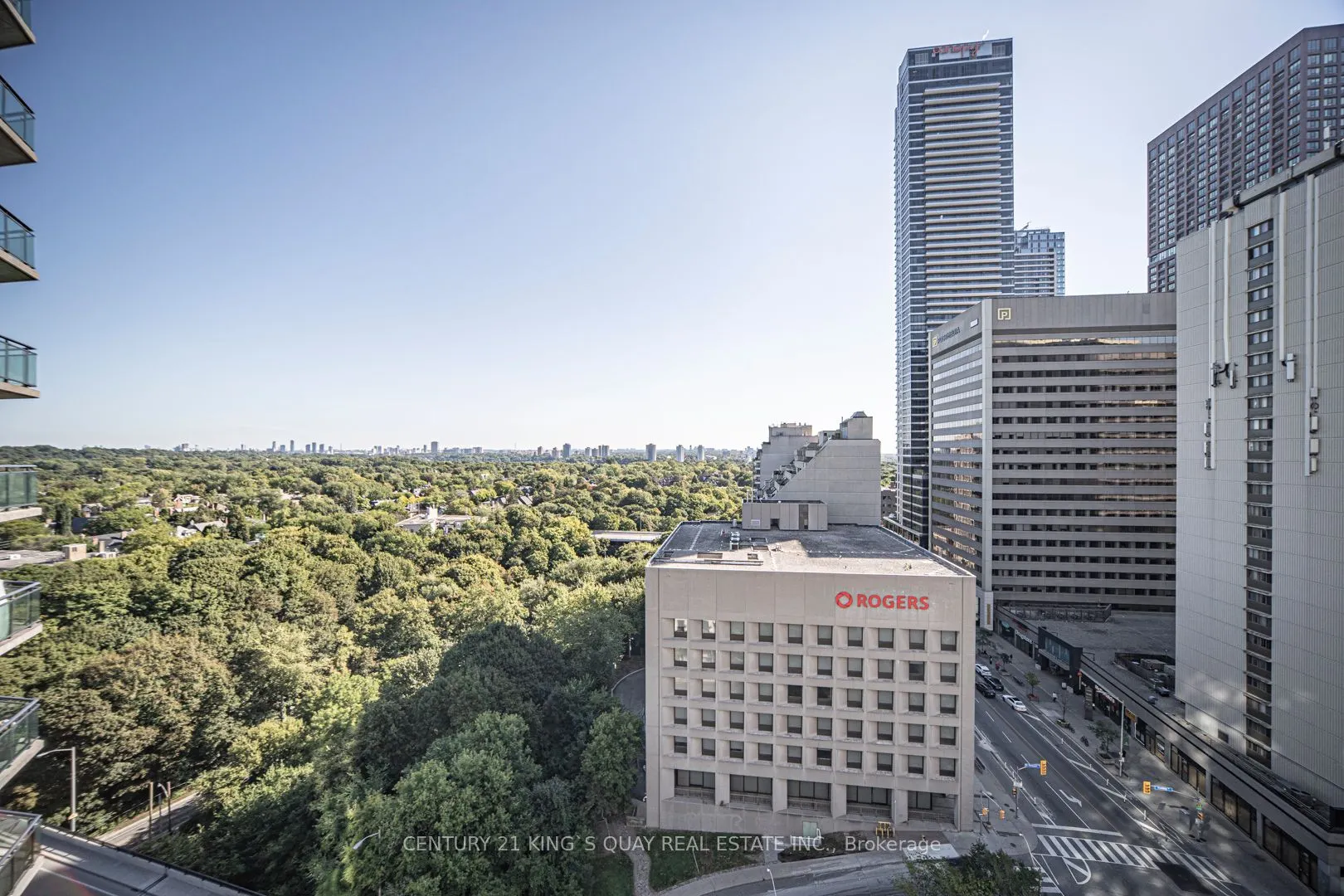 300 Bloor Street E, #2004