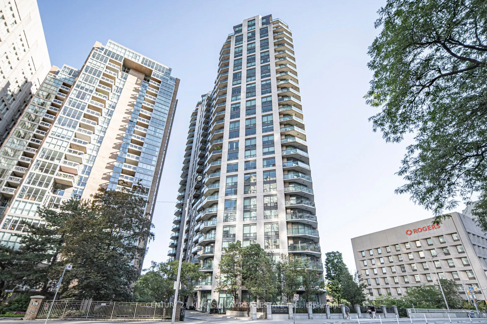 300 Bloor Street E, #2004