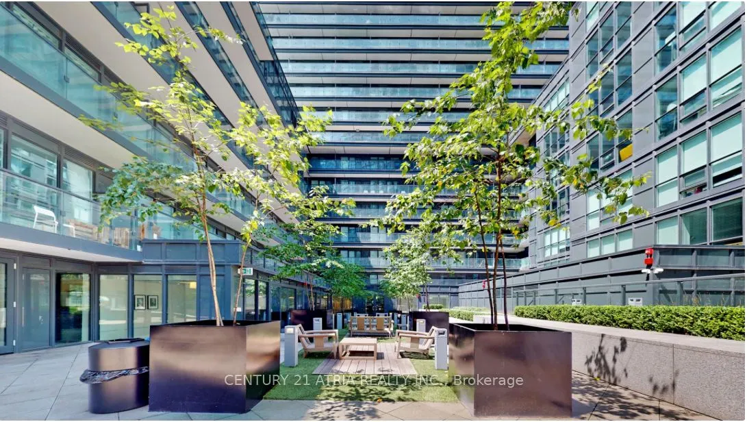 955 Bay Street, #328