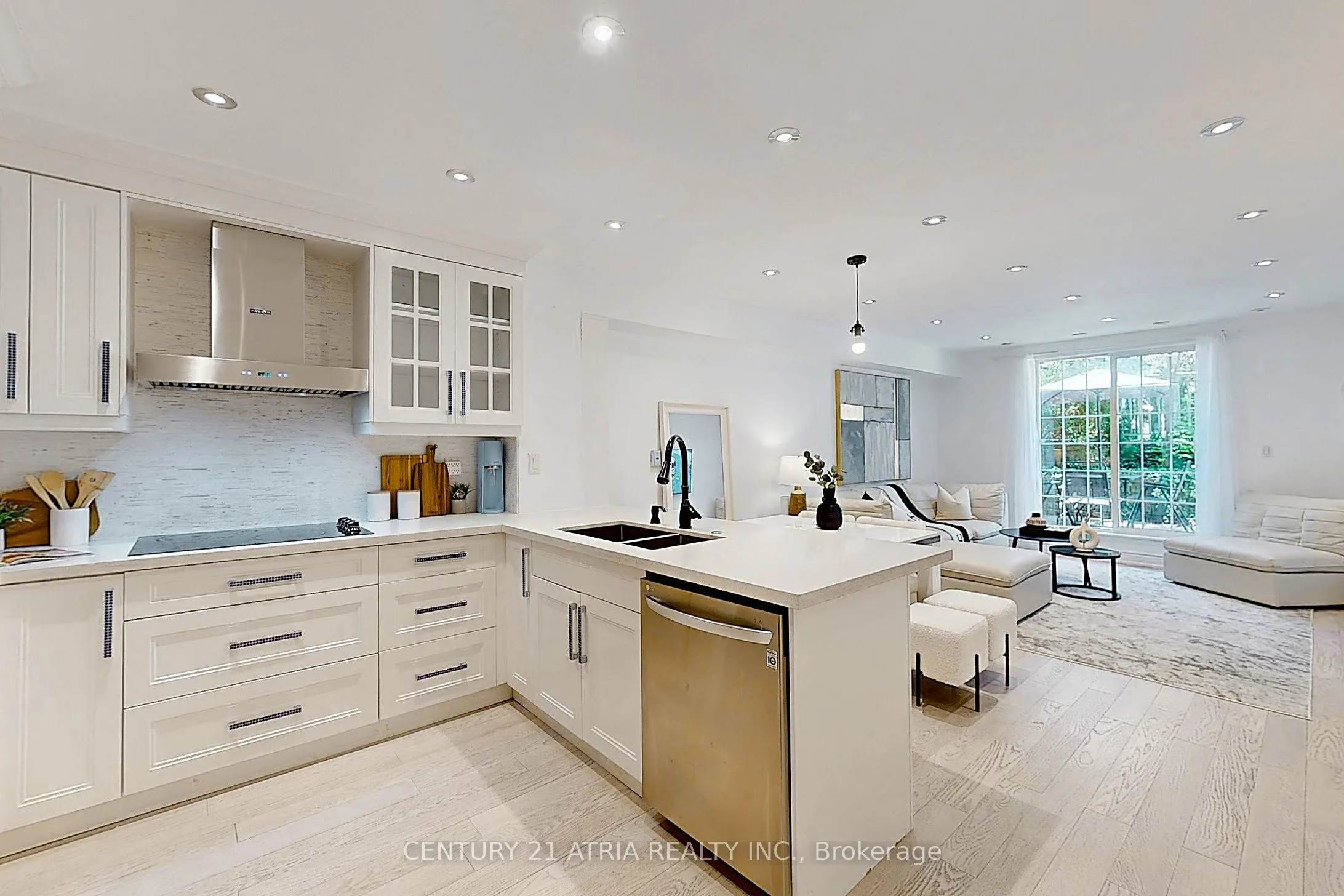 55 Cedarcroft Boulevard, #8